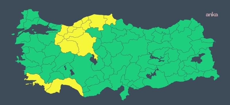 Meteoroloji'den birçok il için sağanak ve fırtına uyarısı