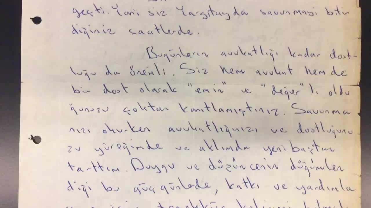 UĞUR MUMCU'NUN 'SAKINCALI PİYADE' MEKTUPLARI: "CEZAEVİ DUVARLARI TURNUSOL KAĞITLARI GİBİ"