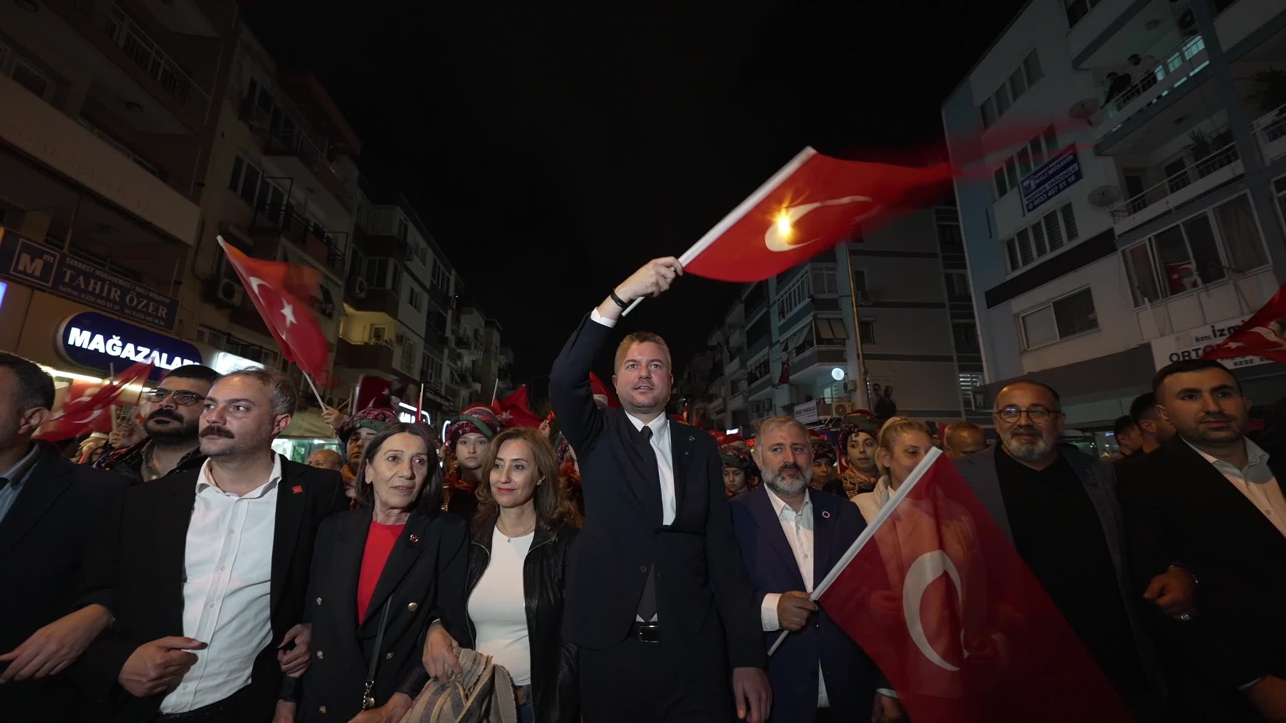 Buca Belediye Başkanı Duman: "Cumhuriyet’i, laiklik ilkeleriyle birlikte yüceltmektir"