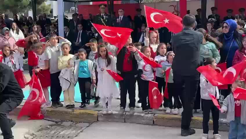Van’da Cumhuriyet Bayramı coşkusu
