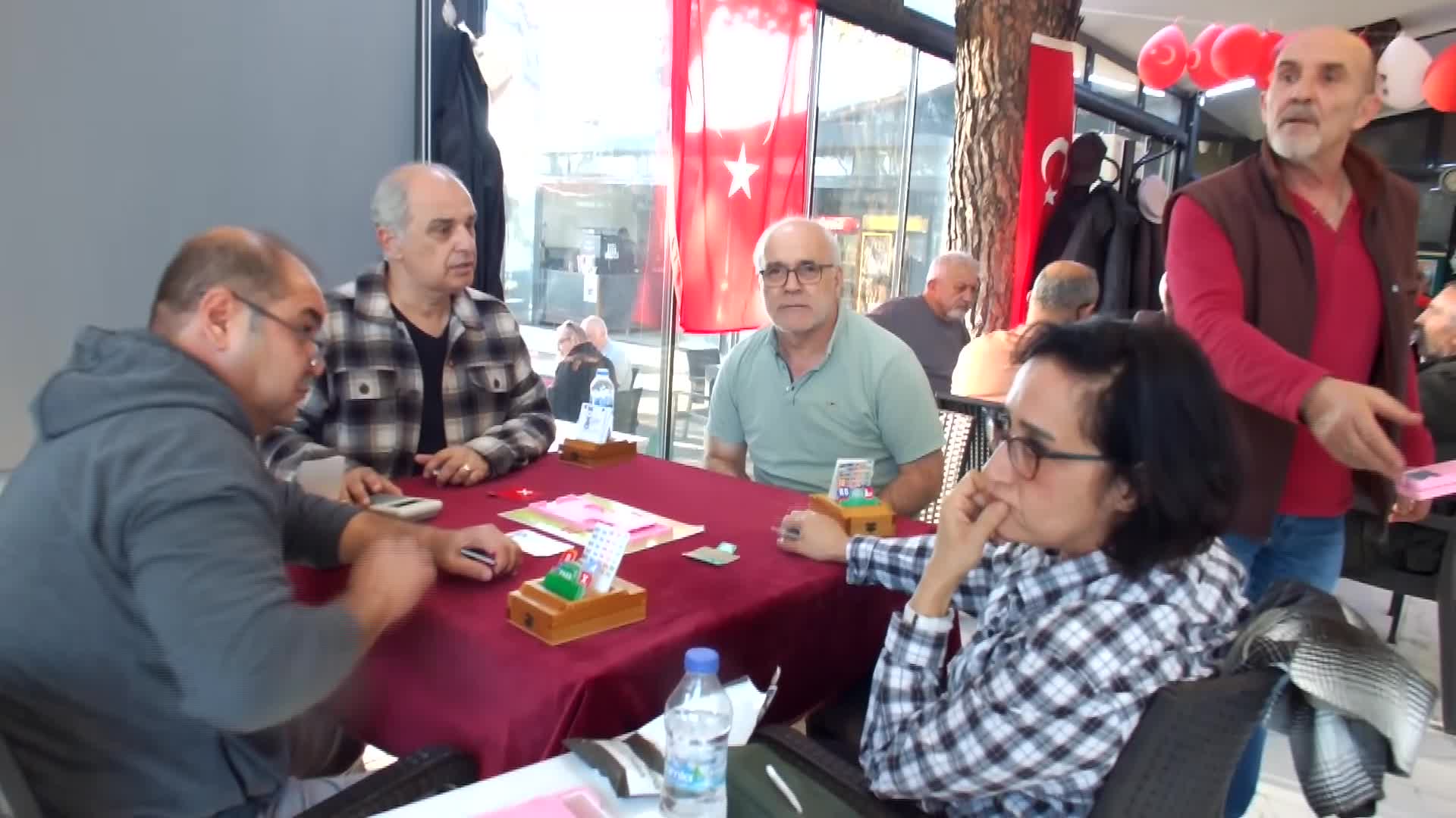 Burhaniye'deki Cumhuriyet Kupası Briç Turnuvası sona erdi