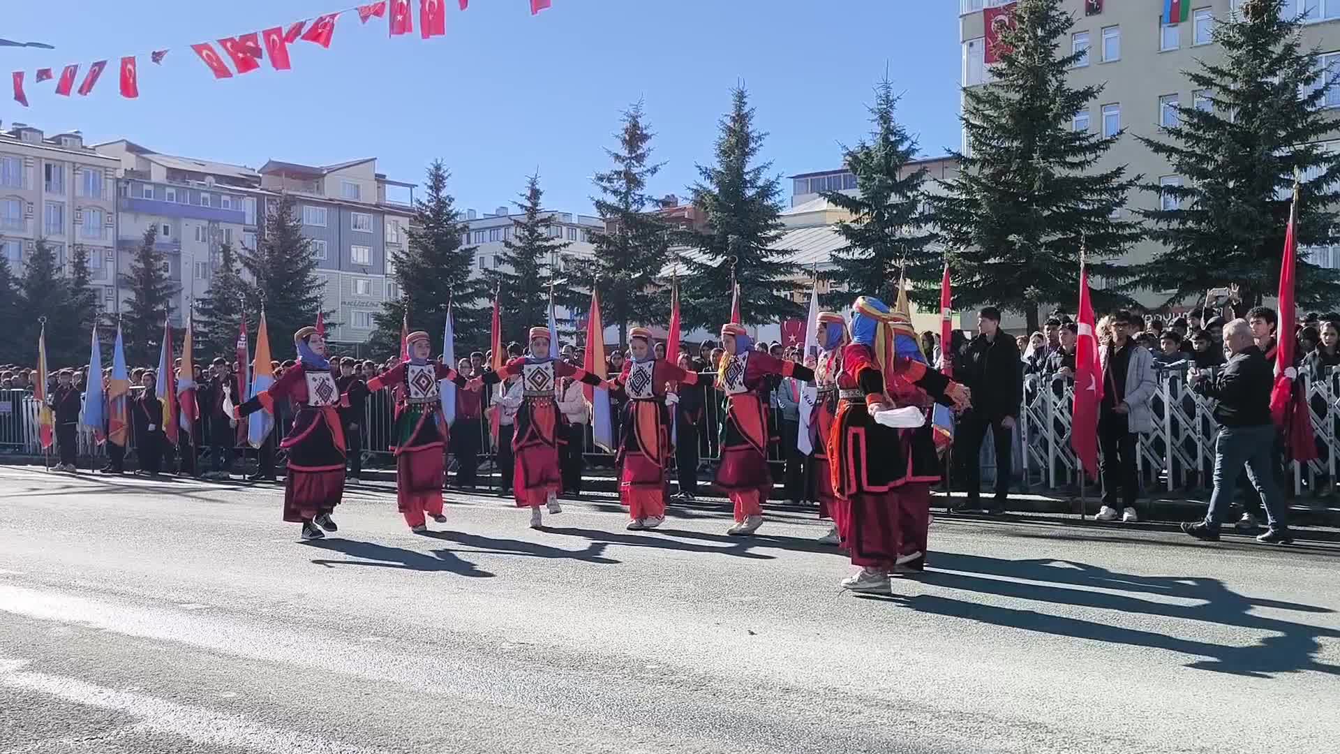 Kars’ın düşman işgalinden kurtuluşunun 105. yılı kutlandı