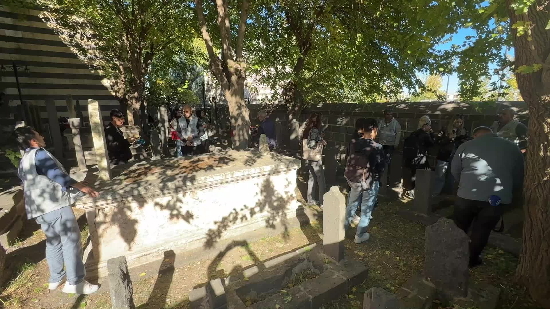Türk-İslam Dönemi Mezar Taşları Envanter Projesi Diyarbakır’da başladı
