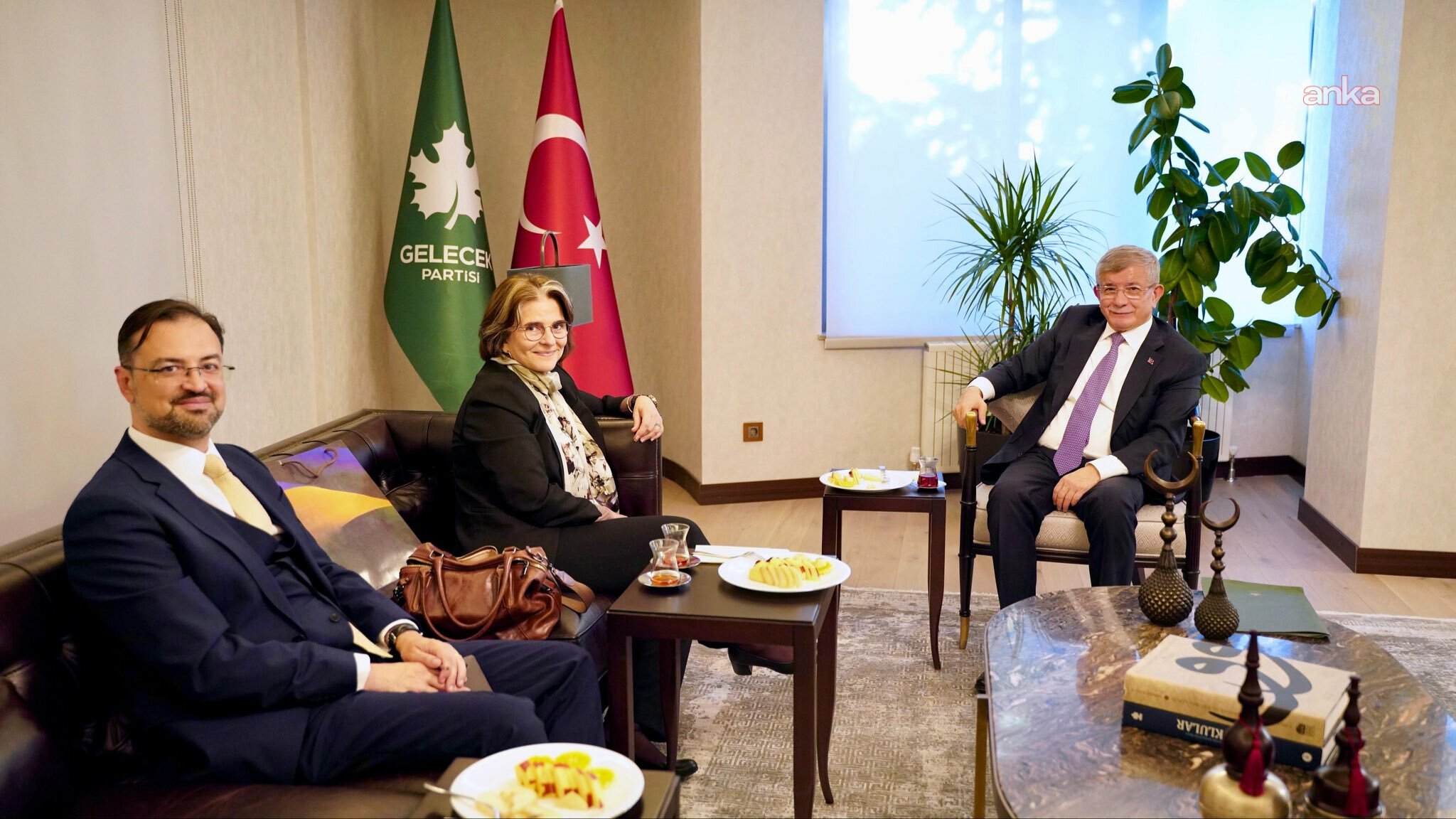 Brezilya'nın Ankara Büyükelçisi Neves'ten Davutoğlu'na ziyaret