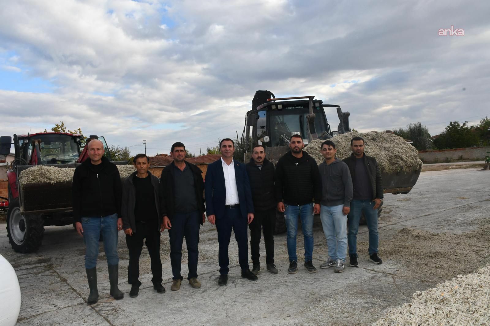 Beylikova Belediyesi, hayvan üreticisine desteklerini sürdürüyor