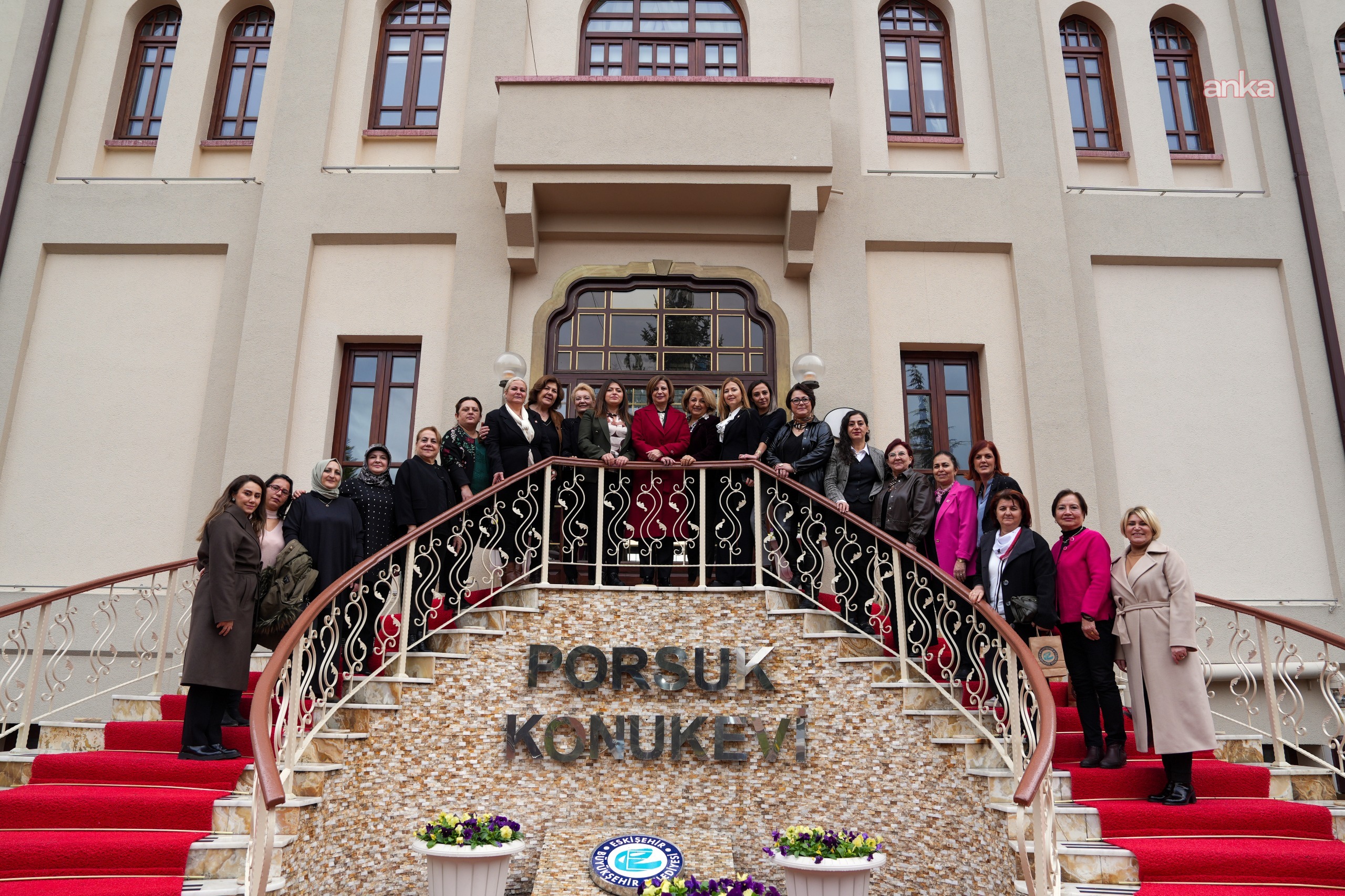 Kadınların yerel yönetimlerdeki liderliği için Eskişehir’de yeni program