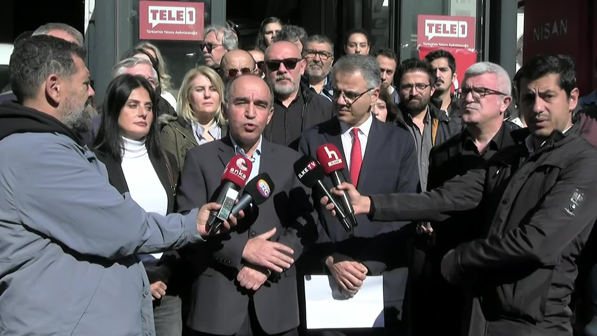 TELE1 çalışanları:  Susmayacağız. Kalemimizi satmayacağız, kırmayacağız. Boyun eğmeyeceğiz