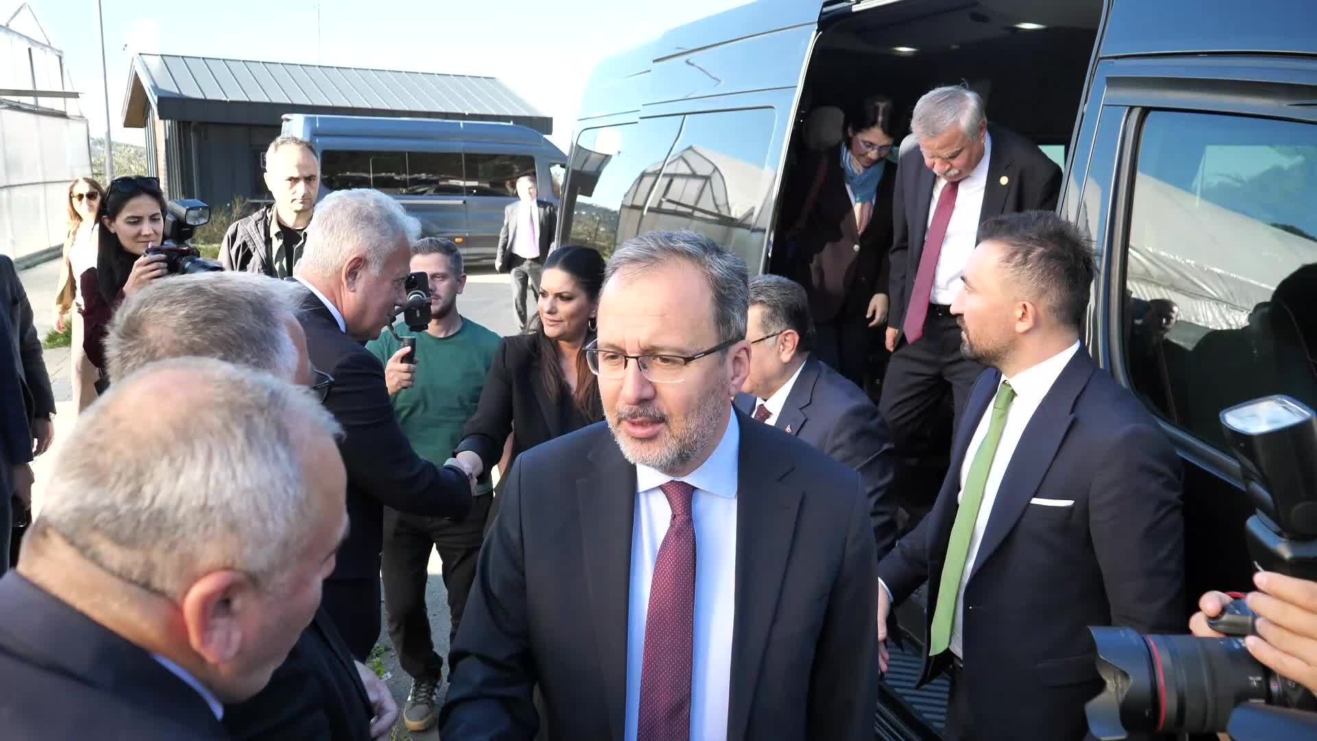 TBMM heyetinden Ortahisar Belediyesi En Mutlu Köy Yerleşkesi'ne ziyaret