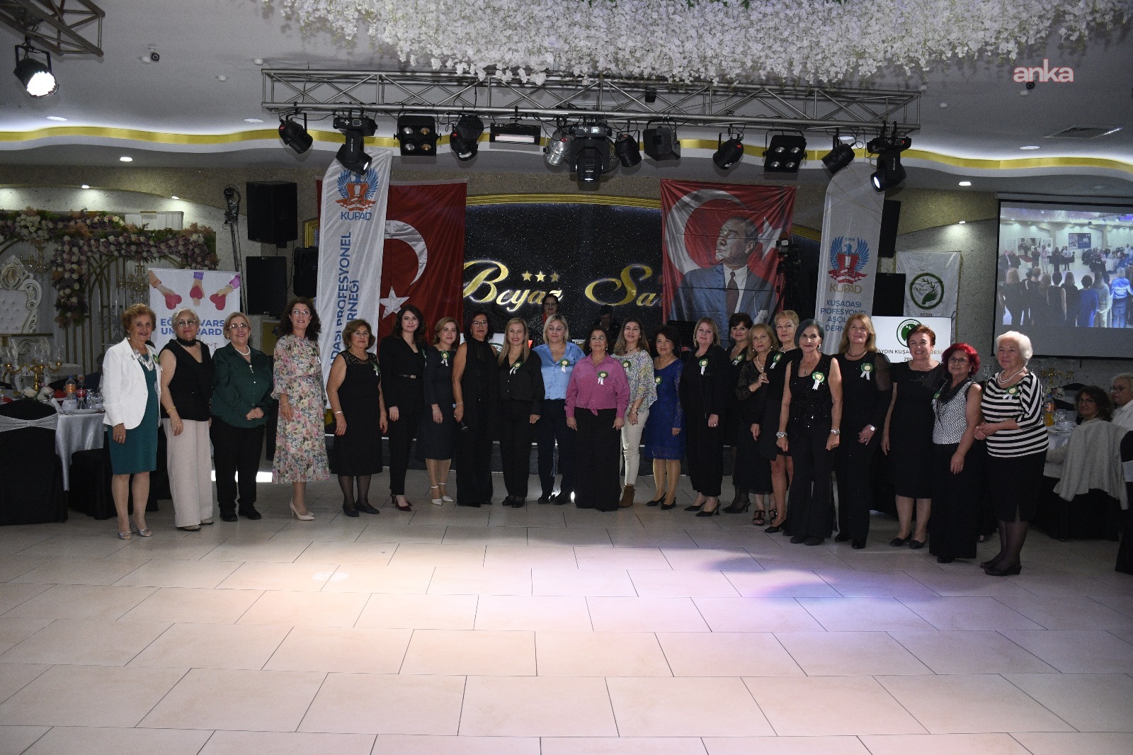 Kuşadası, "Eğitim Varsa Umut Var" etkinliğine ev sahipliği yaptı