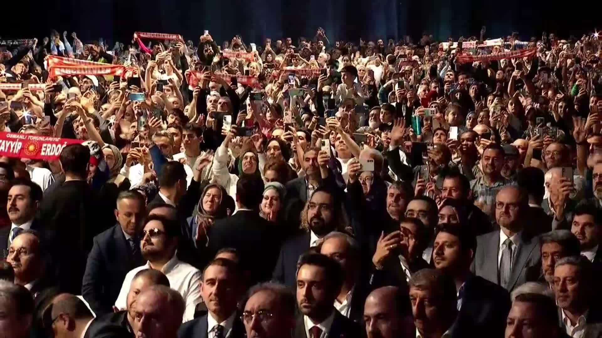Cumhurbaşkanı Erdoğan: DEM Parti ile görüşmenin yansımalarını gelecek günlerde göreceğiz
