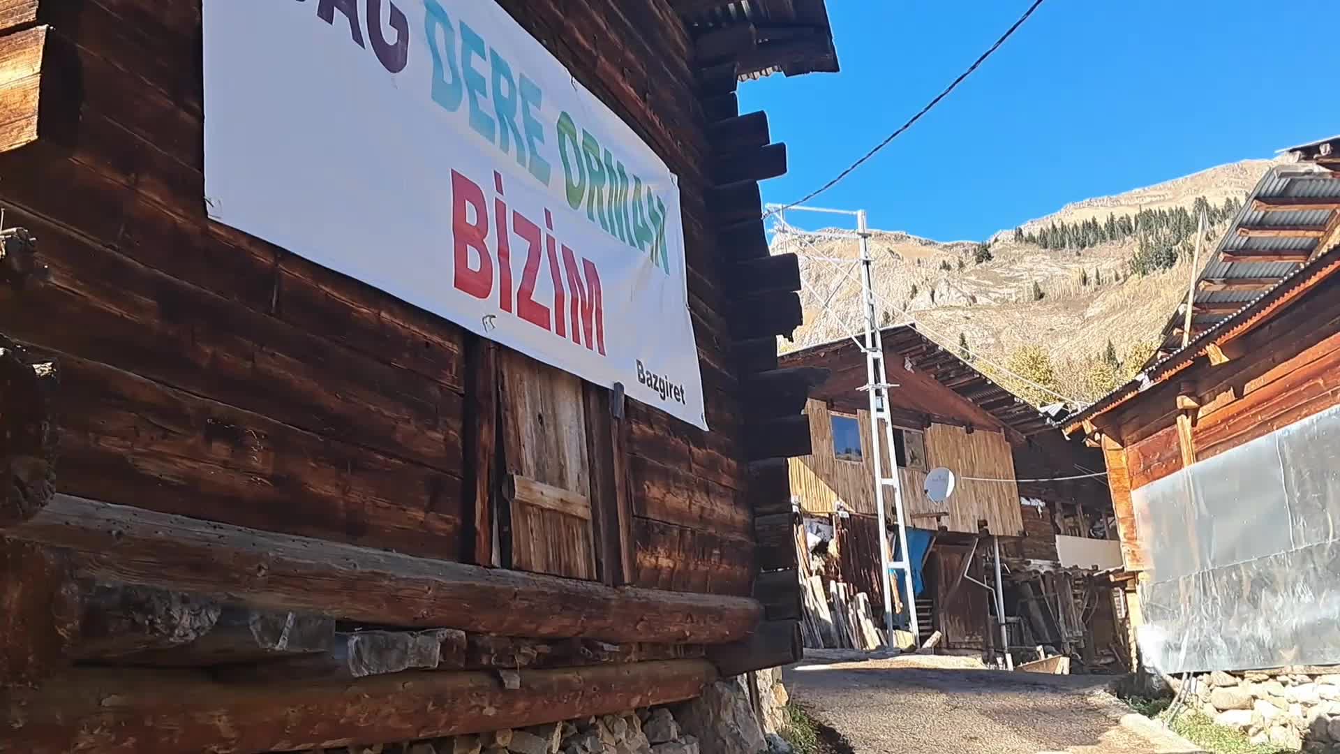 Artvin'de Bazgiret köyü sakinleri maden projesini protesto etti: "Mücadelemizden asla vazgeçmeyeceğiz"