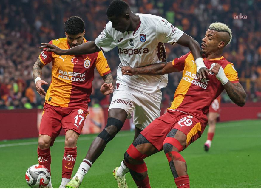 Galatasaray-Trabzonspor maçı 0-0 eşitlikle sona erdi