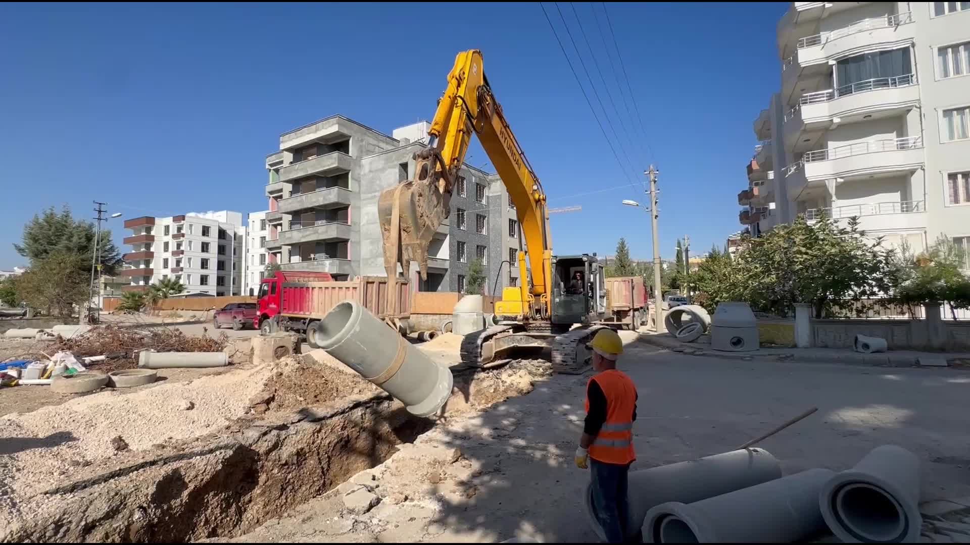 Adıyaman Belediyesi, kent genelinde altyapı ve üstyapı çalışmalarını sürdürüyor