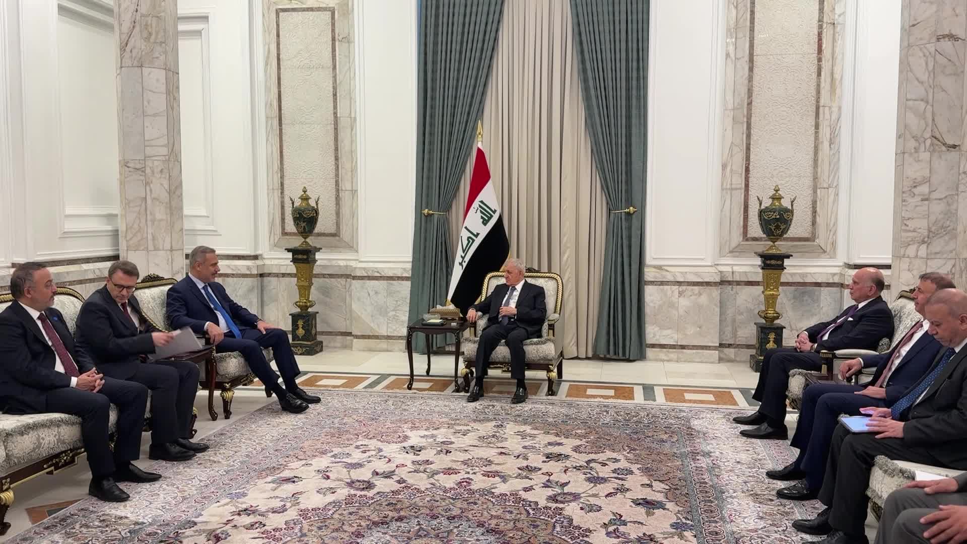 Dışişleri Bakanı Fidan, Irak Cumhurbaşkanı Reşid tarafından kabul edildi