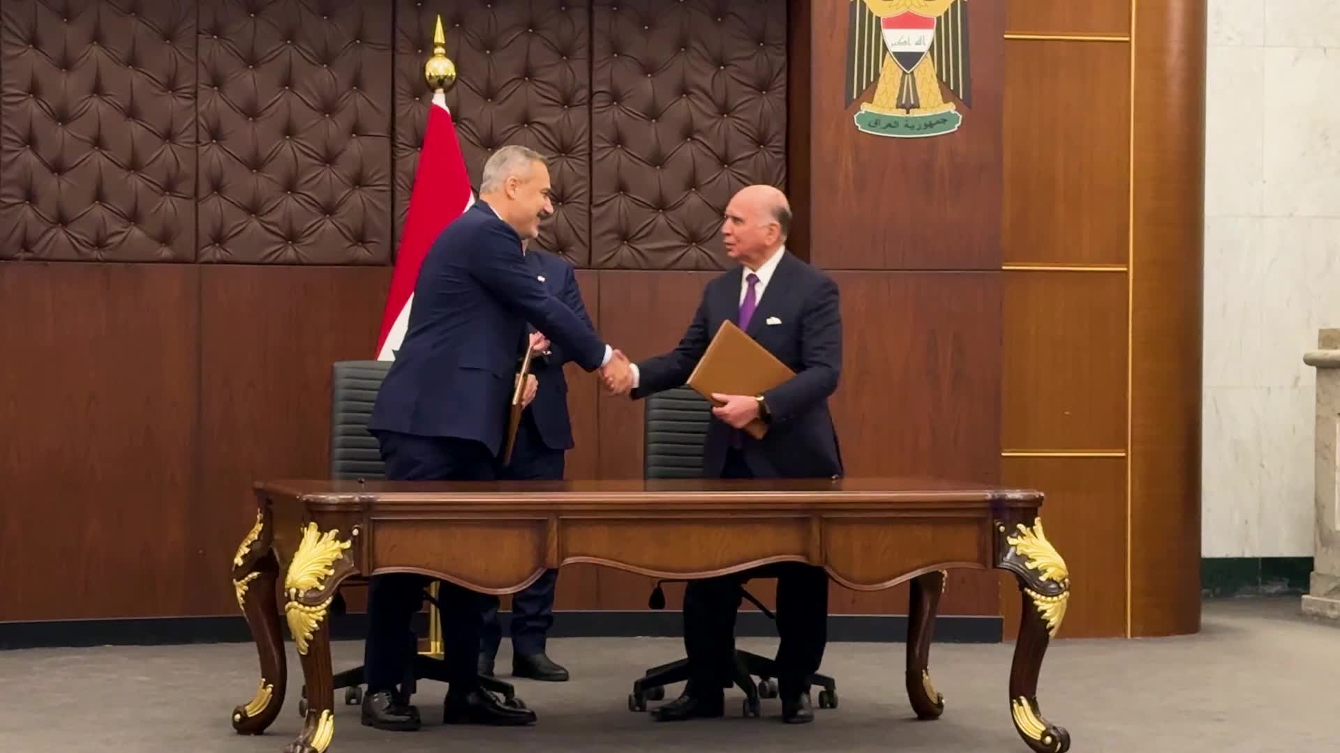 Dışişleri Bakanı Fidan, Irak Başbakan Sudani tarafından kabul edildi; Su Alanında İşbirliği Çerçeve Anlaşması kapsamında finans mekanizması anlaşması imzalandı