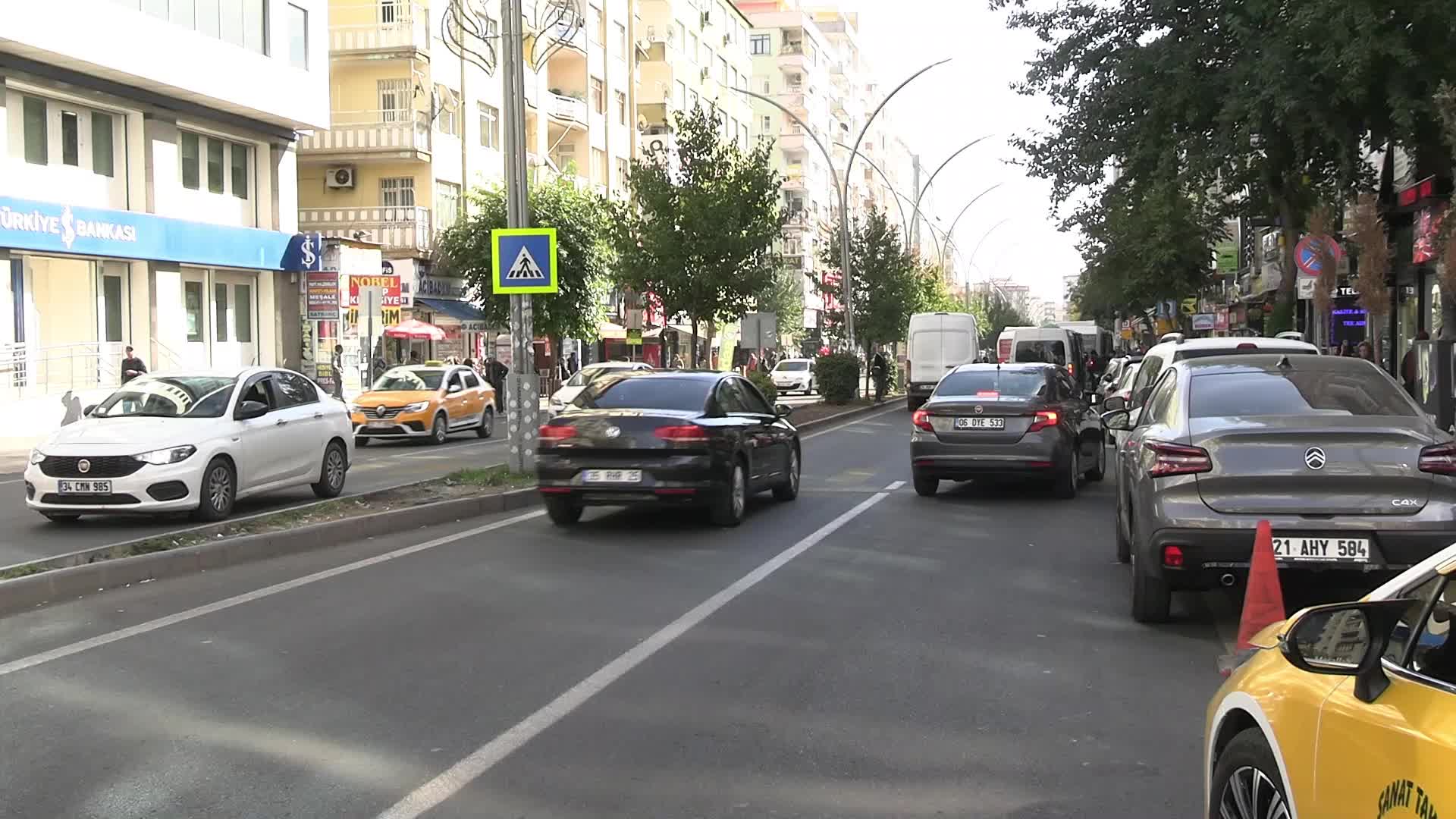 Diyarbakır’da, açıklanan ekim ayı enflasyon verilerine tepki: "TÜİK’e inanmıyoruz. Bizi yönetenler, bu halkı kuzu görmesinler"