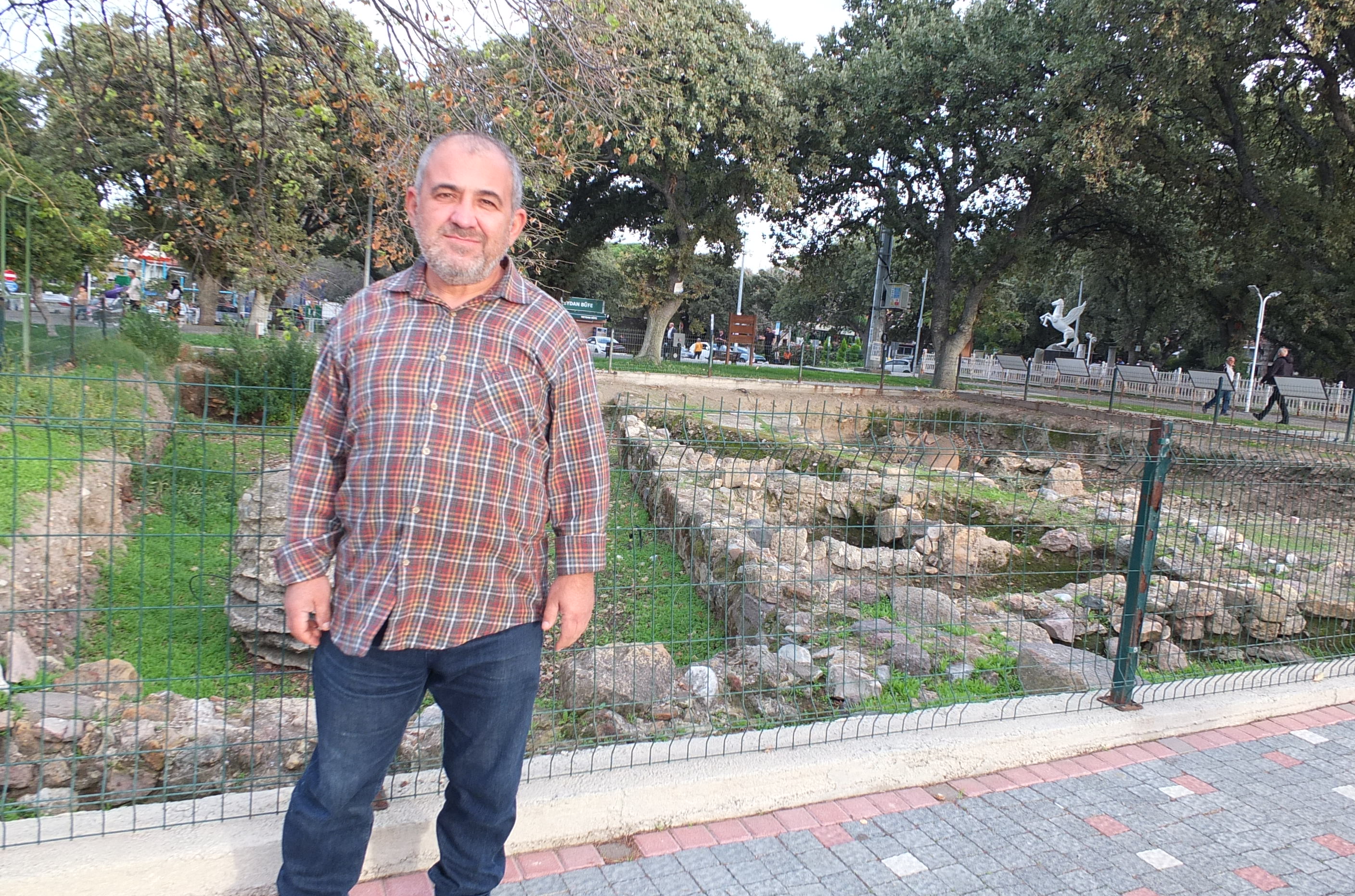 Burhaniye’de Adramytteion Antik Kenti ilgi görüyor