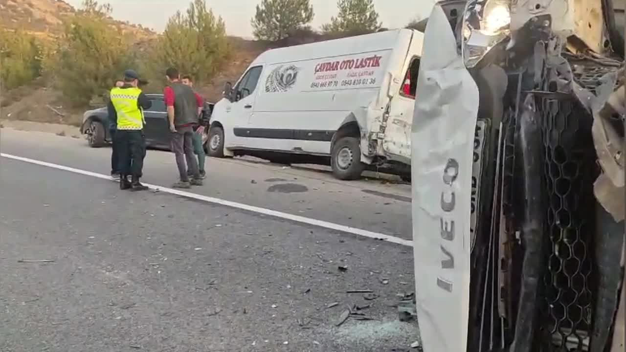 Bilecik’te zincirleme trafik kazası: 3 yaralı
