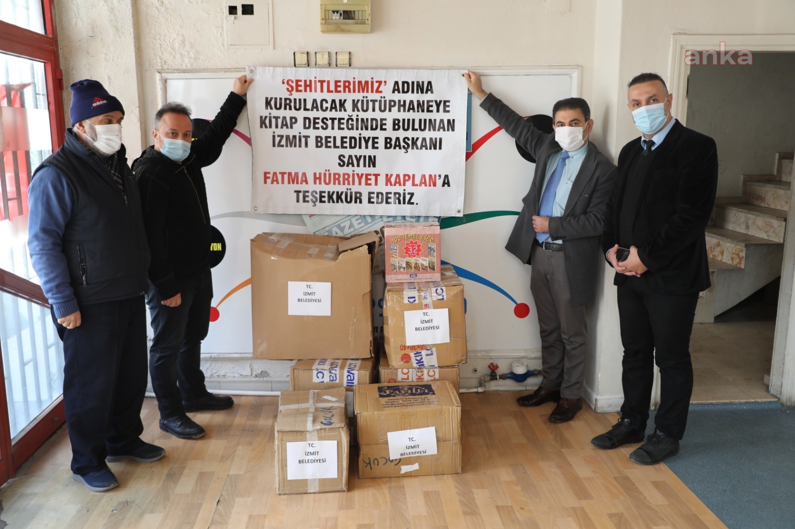 3 ŞEHİDİN ADININ YAŞATILACAĞI 3 KÜTÜPHANEYE İZMİT BELEDİYESİ'NDEN KİTAP DESTEĞİ