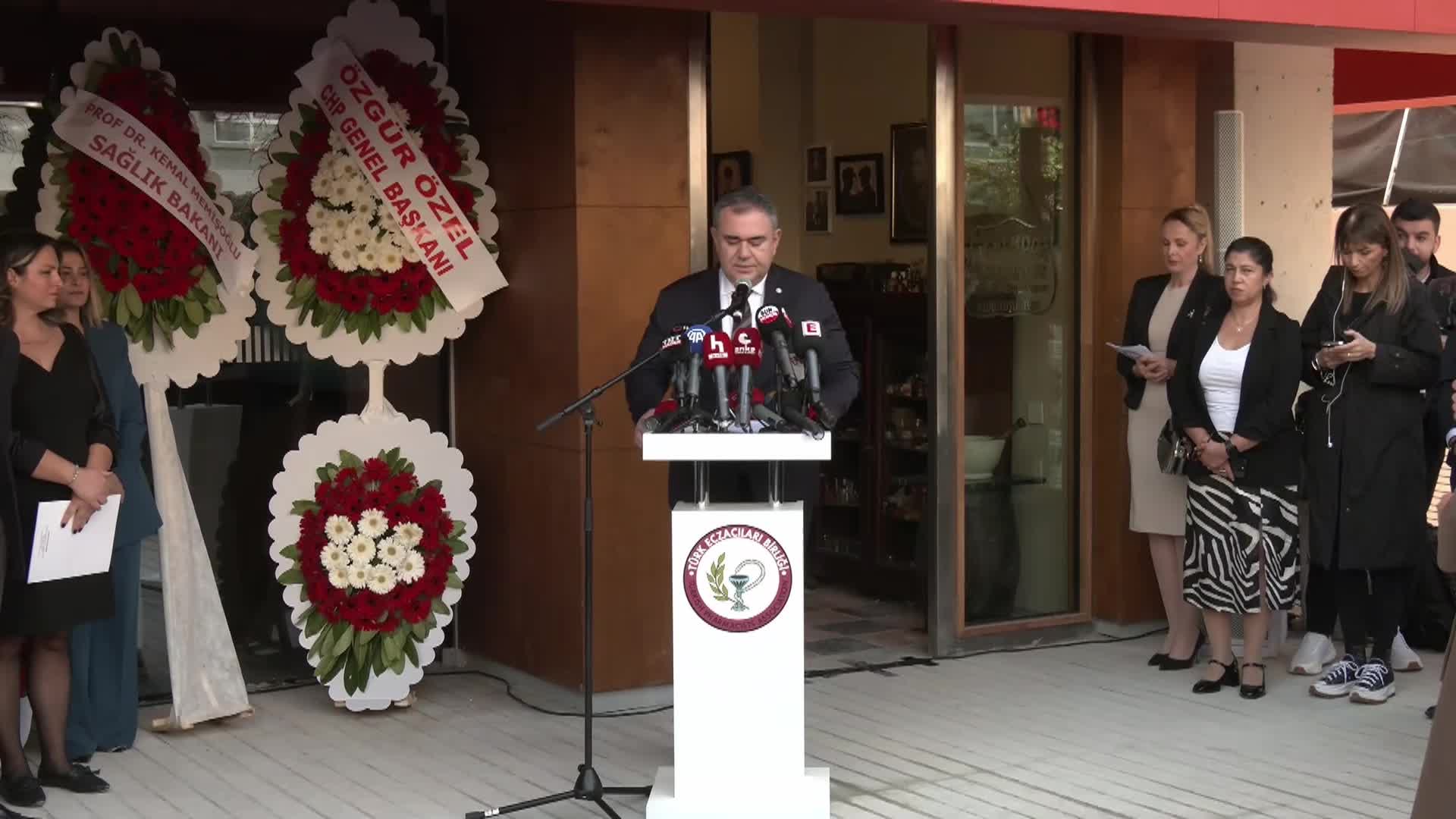 Eczacılık Tarihi ve Güzel Sanatlar Müzesi açıldı... CHP Genel Başkanı Özel: “Müzecilik meselesi Türkiye'de çok eksik kalan ve TEB’e yakışan bir işti"