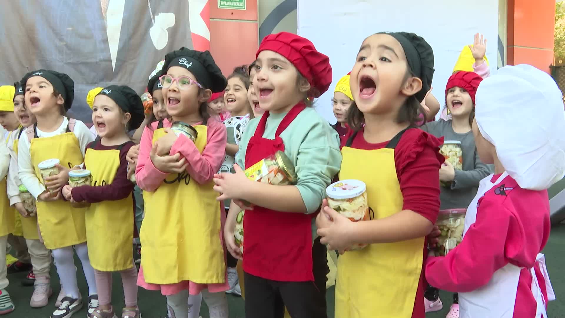 Konyaaltı Belediyesi kreşlerinde miniklere renkli etkinlik