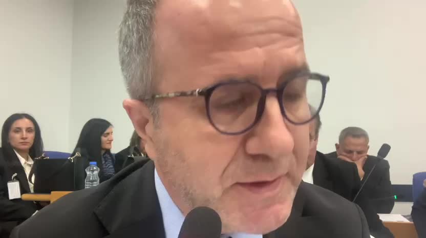 2026 yılı bütçesi Plan ve Bütçe Komisyonu'nda... CHP'li Konuralp: Türkiye Cumhuriyeti’nin AK Parti öncesi tarihine 'demo sürüm' muamelesi yapılmasını kabul etmiyoruz