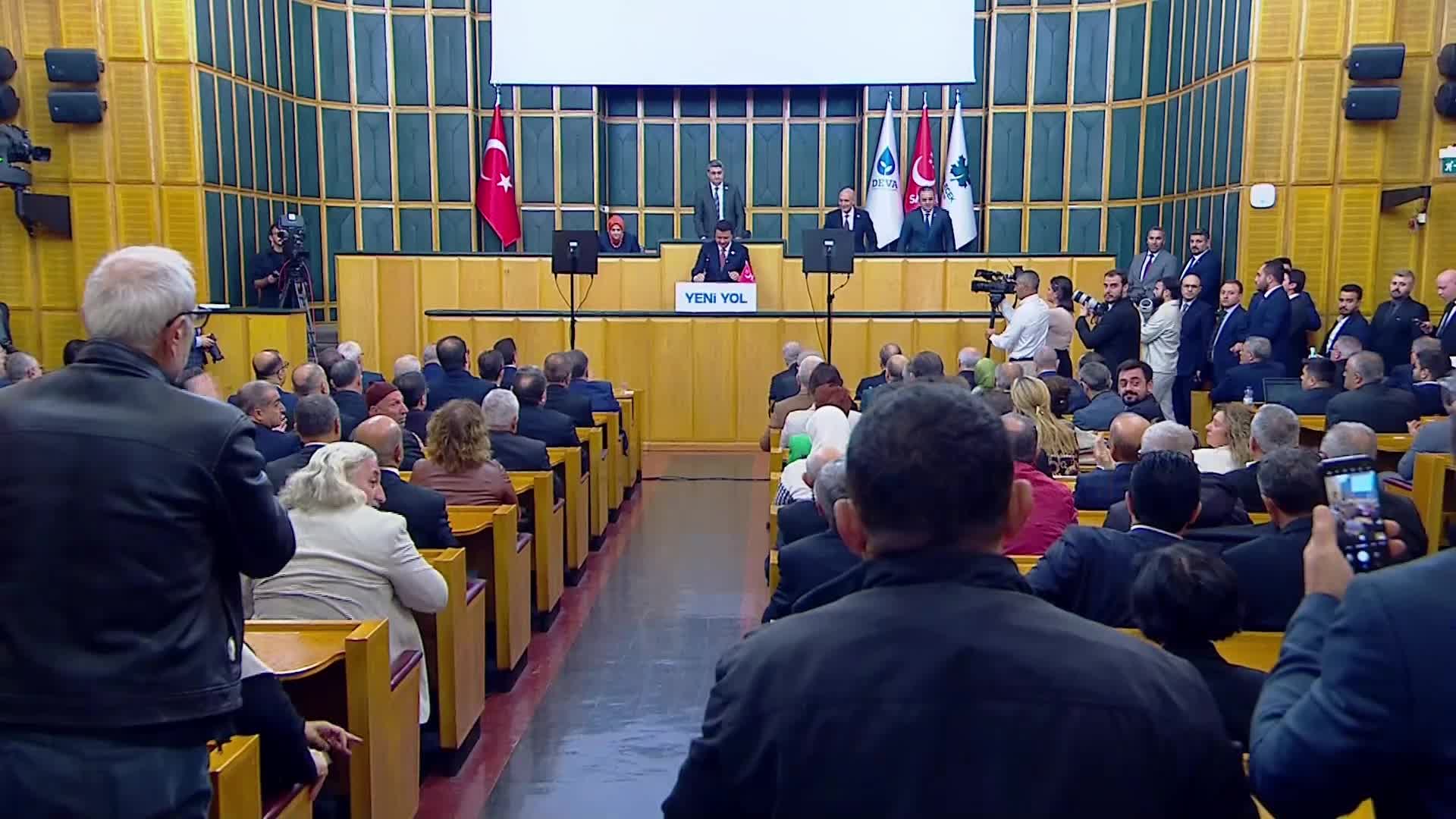 Yeni Yol grup toplantısı... Mahmut Arıkan’dan, Cevdet Yılmaz'a: “Bu rakamlarla, bu gerçeklerle biz hangi tahmine göre Avrupa’nın 4. büyük ekonomisi olacağız”