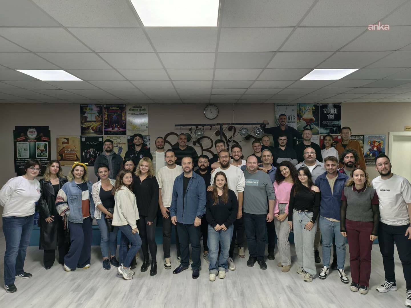 Burhaniye Belediyesi Kent Tiyatrosu'nun yeni dönem çalışmaları başladı