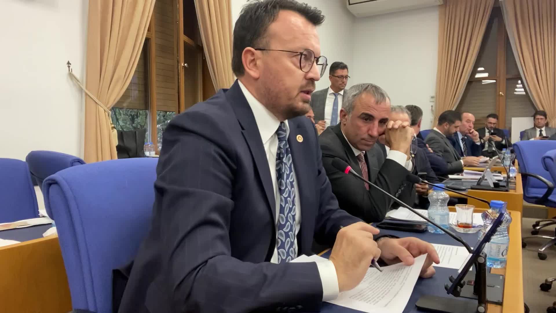 2026 yılı bütçesi Plan ve Bütçe Komisyonu'nda... CHP'li Arpacı: Her geçen gün daha çok tüketim ve ithalat ülkesi oluyoruz