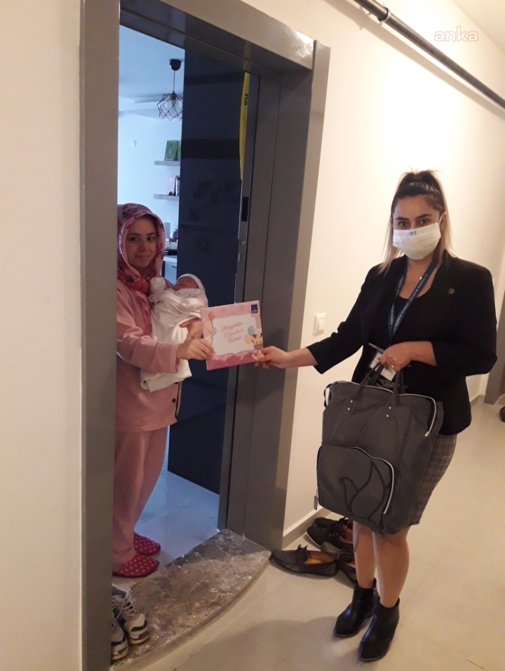 KUŞADASI BELEDİYESİ'NİN "HOŞ GELDİN BEBEK" PROJESİ DEVAM EDİYOR