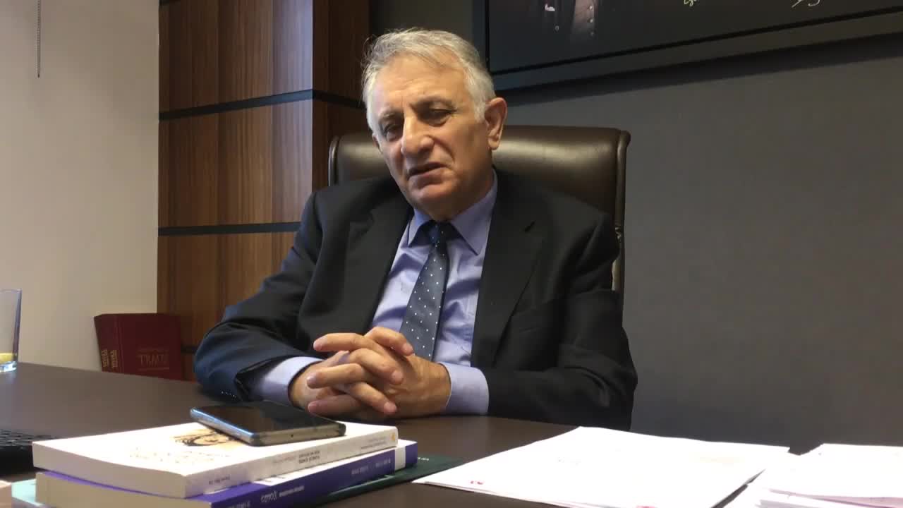 HDP’Lİ KATIRCIOĞLU'NDAN ZAFER İŞARETİ AÇIKLAMASI: BU İŞARET AYNI ZAMANDA BARIŞ İŞARETİ