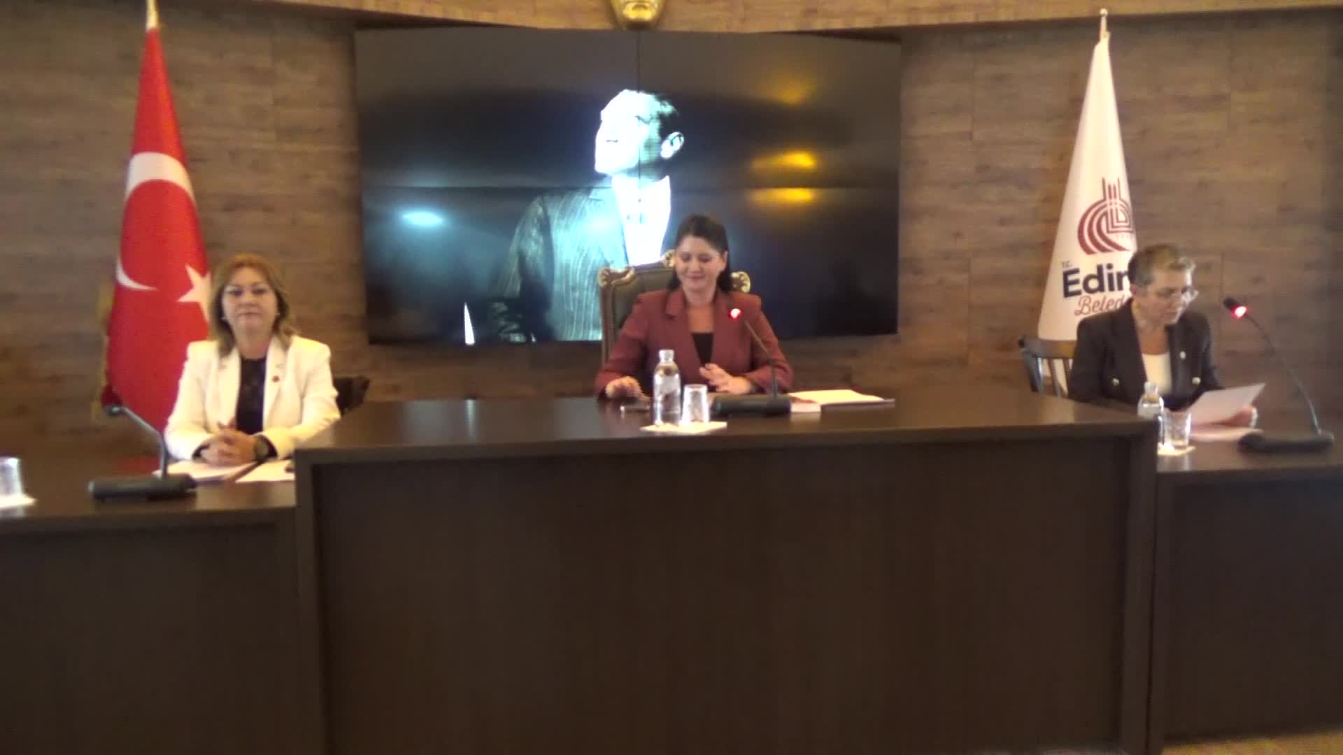 Edirne Belediye Başkanı Gencan: Vergi borçlarını kapatmış bir Edirne Belediyesi var artık