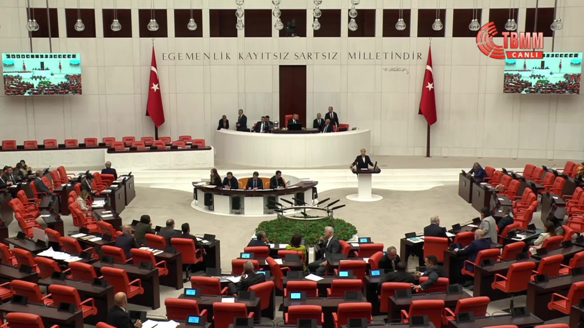 Fethi Açıkel: İmamoğlu'nun diplomasını geçersiz kılarak YÖK, cuntanın sivil taşeronluğunu üstlenmiştir