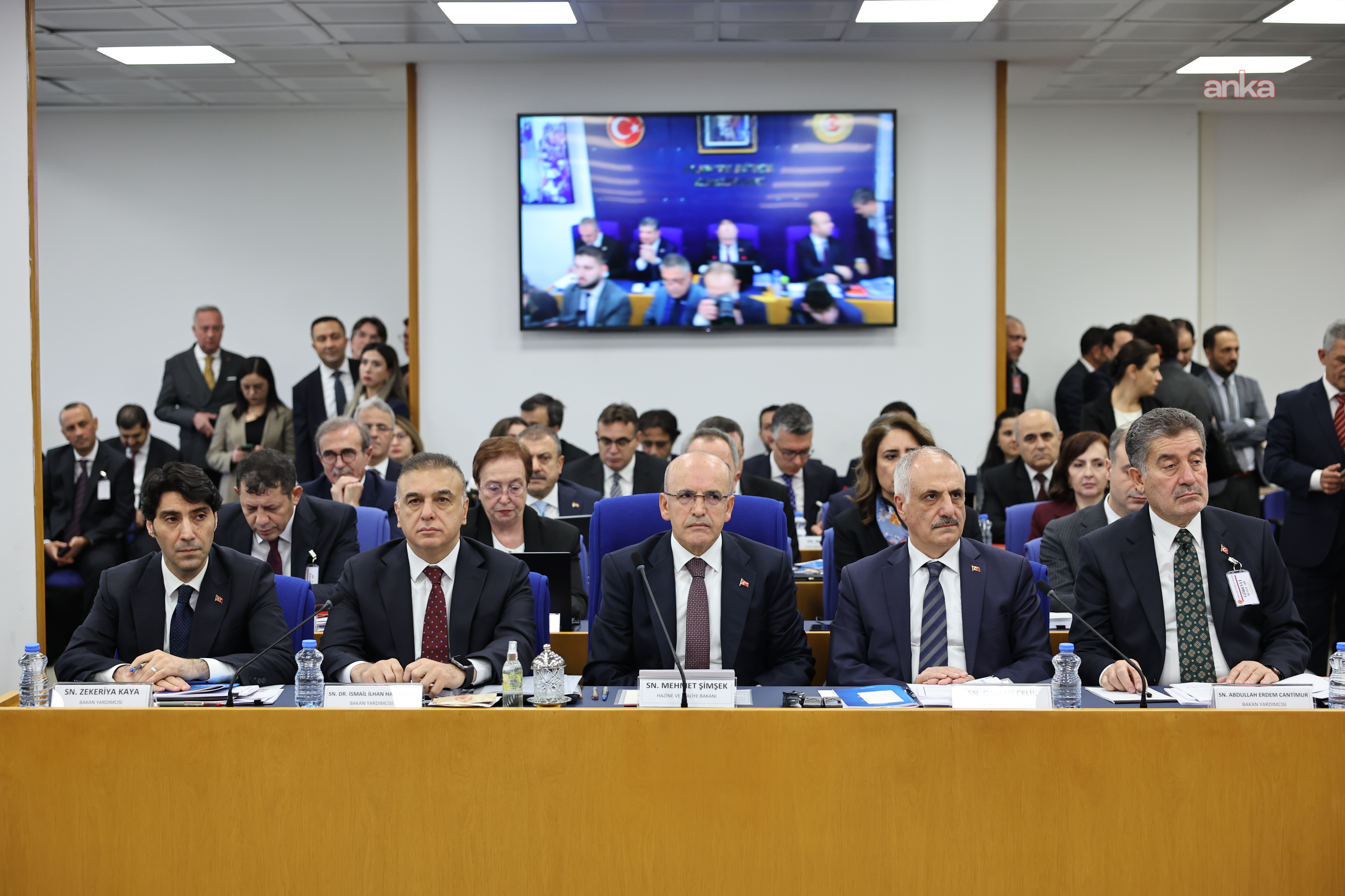 TBMM Plan ve Bütçe Komisyonu... Bakan Şimşek: Ben bahane peşinde değilim ama enflasyon hedeflerindeki sapmada kuraklığın etkisi var