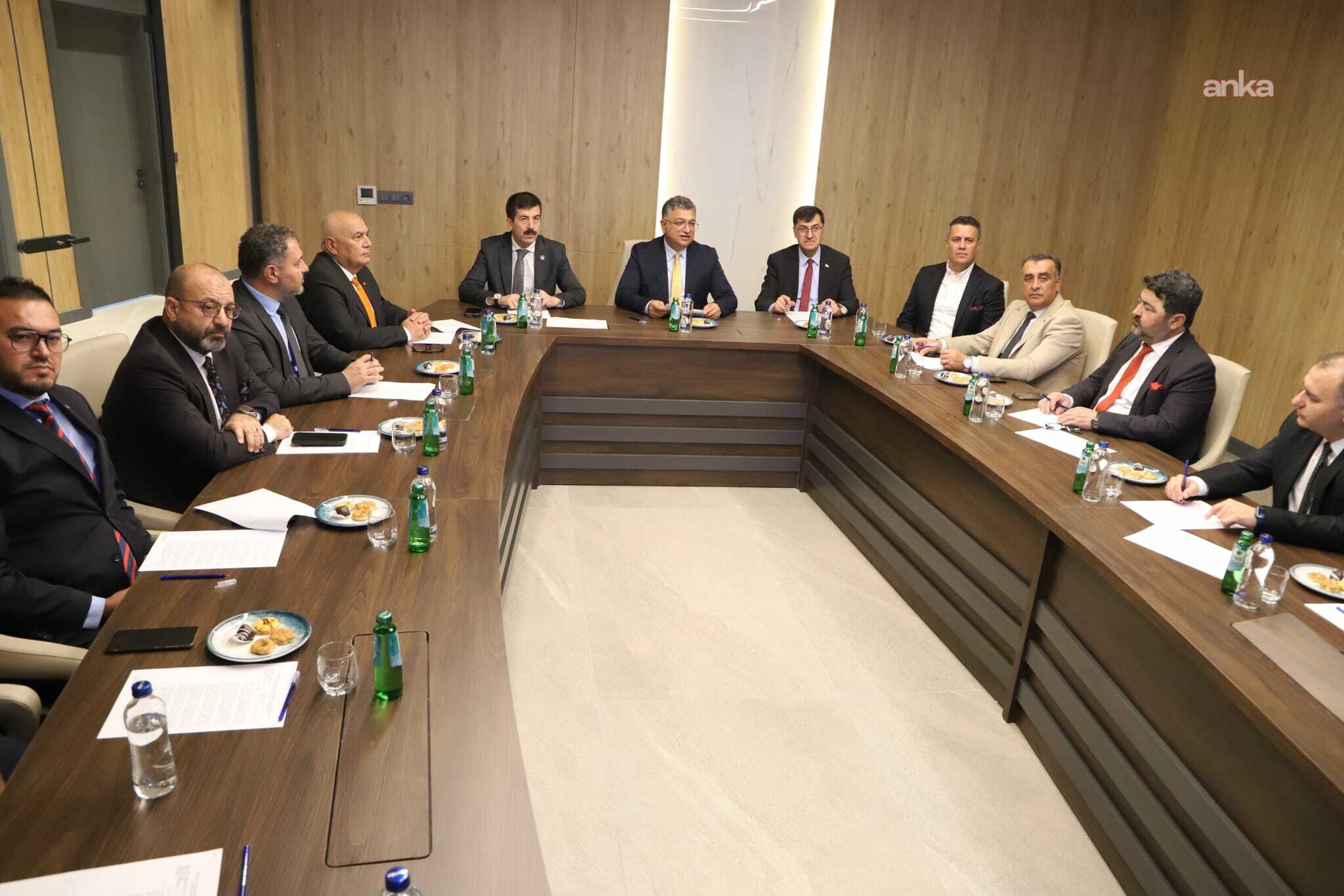 Kütahya Belediye Başkanı Kahveci, Tasarım Teknokent Olağan Yönetim Kurulu Toplantısı'na katıldı