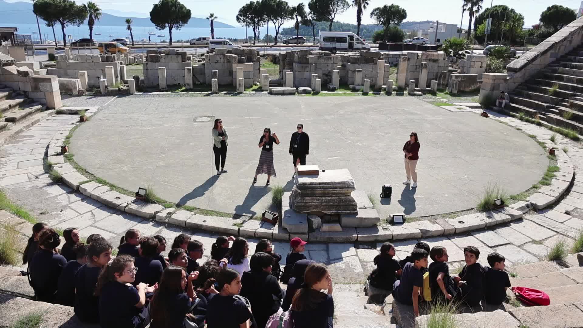 Bodrum'da çocuklar arkeoloji ve sanatla buluştu