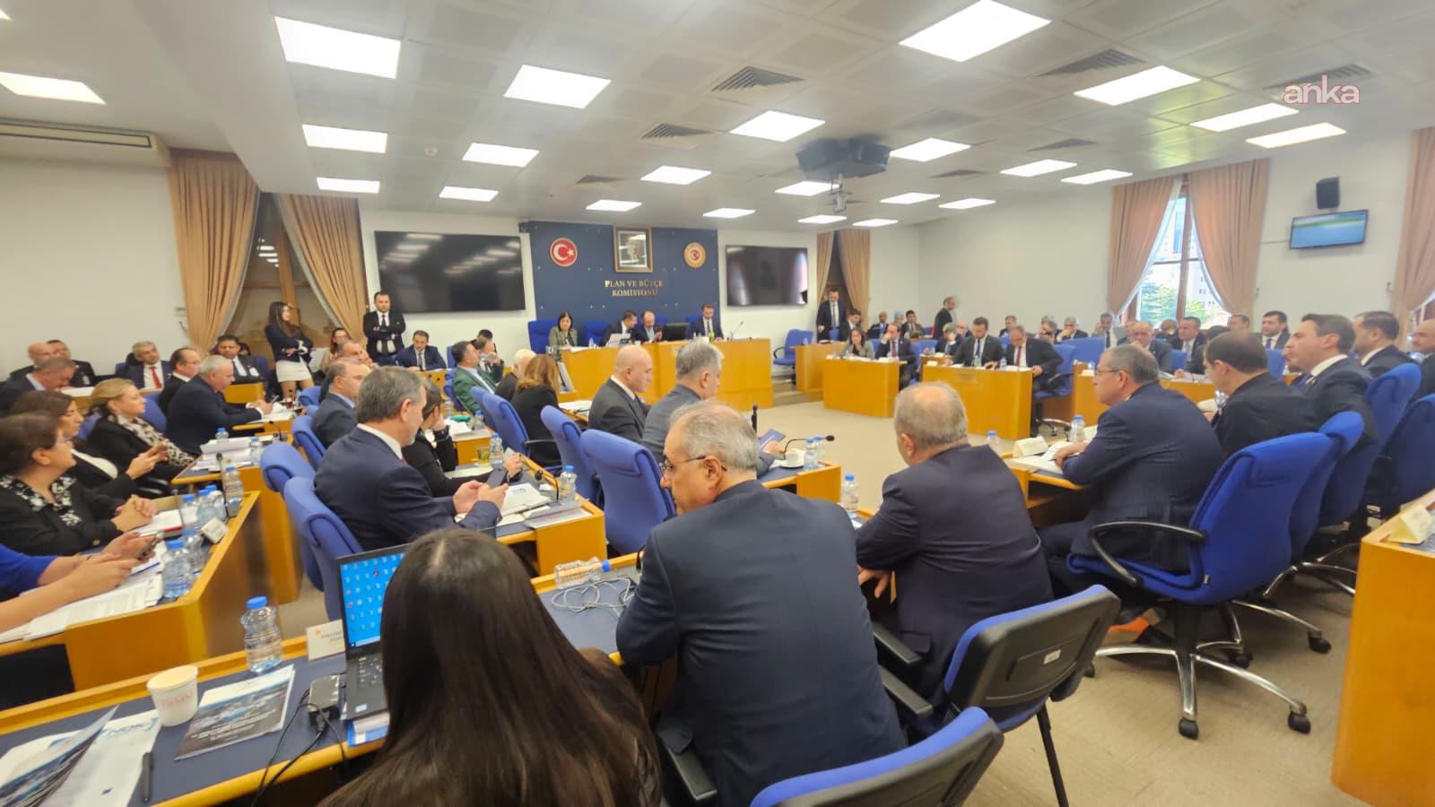 2026 bütçesi Plan ve Bütçe Komisyonu'nda... Erhan Usta: Dağıtım bedelleri enerji bedellerini katladı. Dağıtımın özelleştirilmesi milletin sırtında bir kambur haline geldi