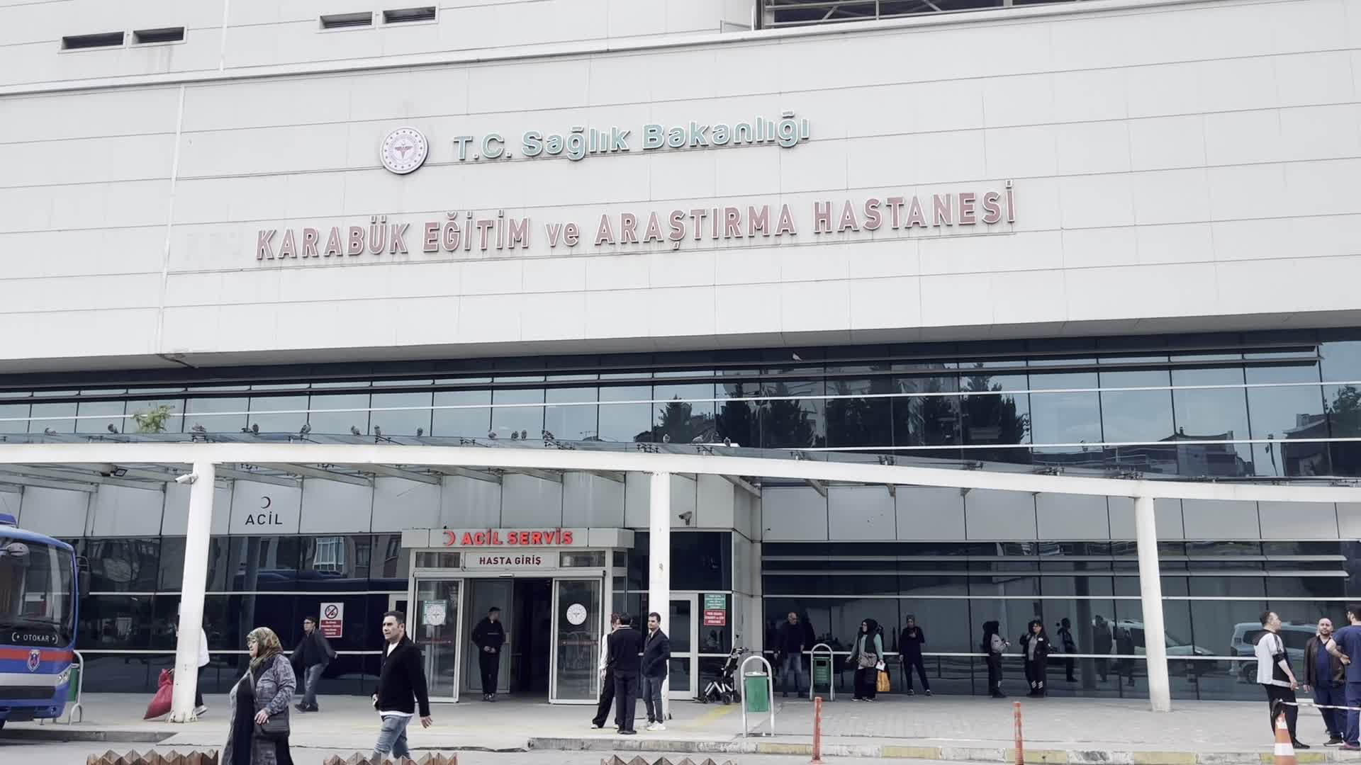 Karabük’te 28 öğrenci kermeste yediği yemekten zehirlendi