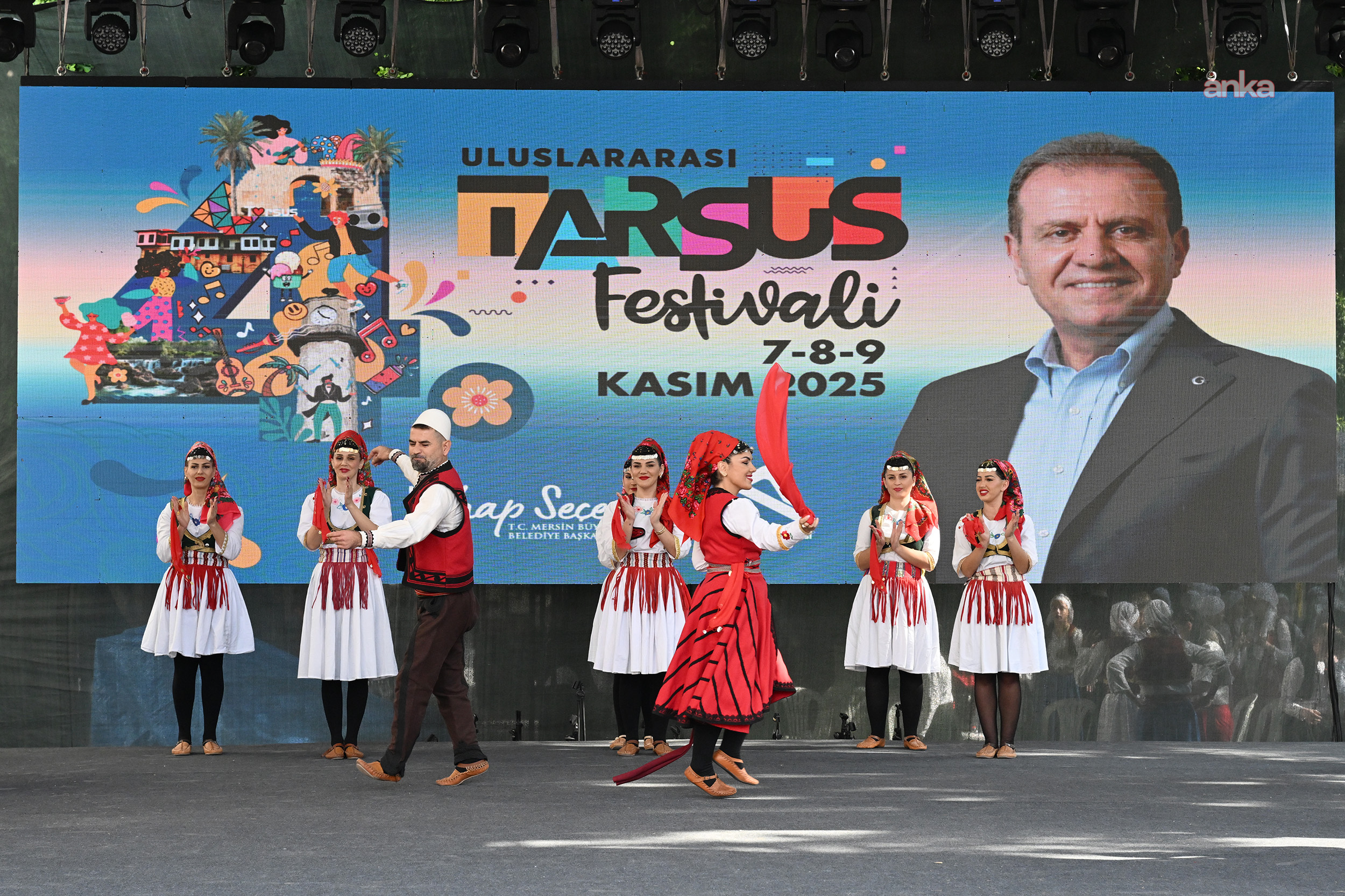 Mersin Büyükşehir Belediyesi'nce düzenlenen 4. Uluslararası Tarsus Festivali başladı