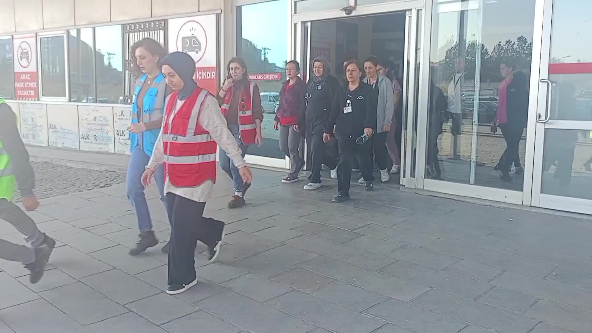 Kars'ta Hastane Afet Planı tatbikatı