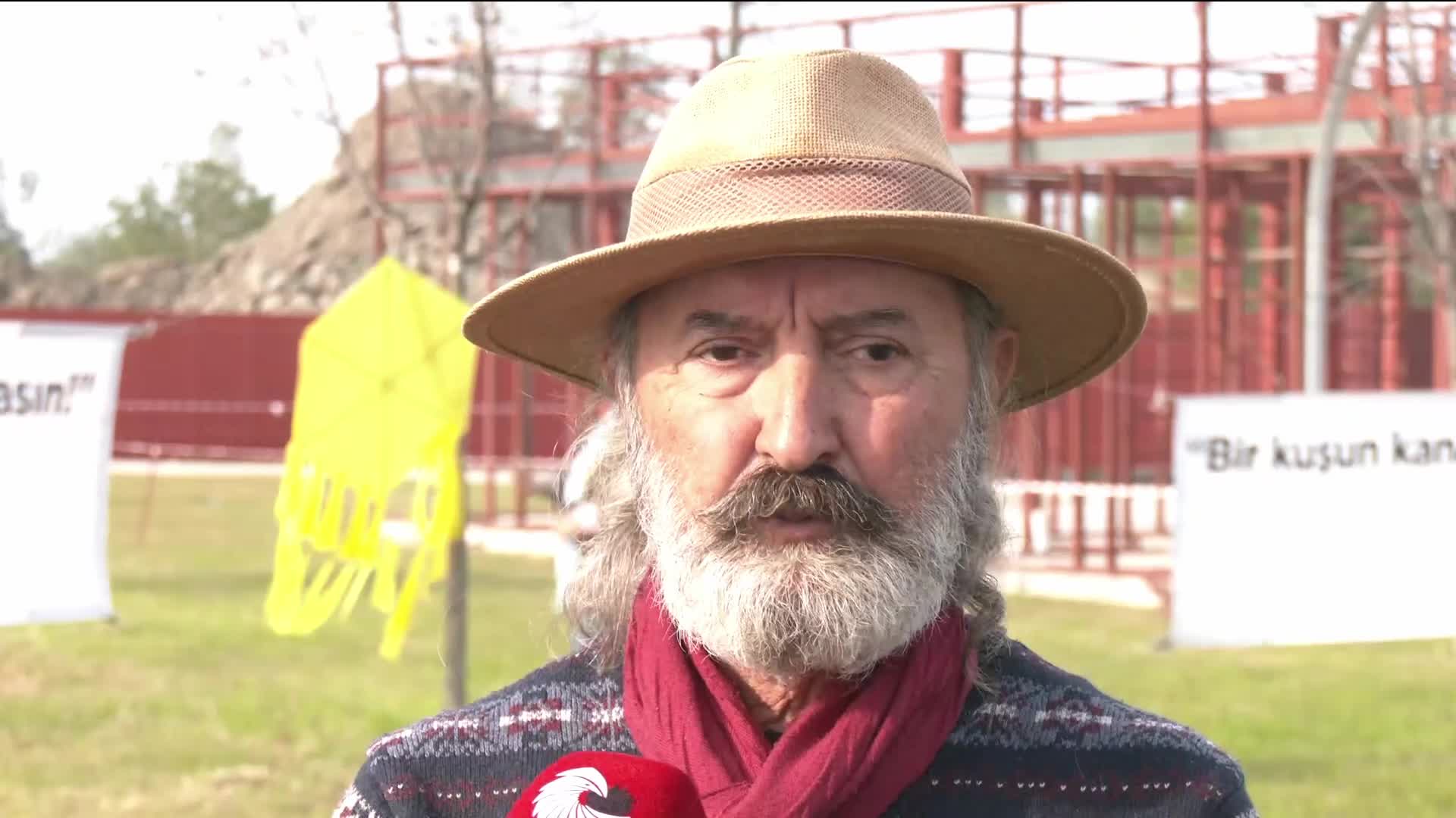 Ordu Çevre Derneği, 122 tür kuşa ev sahipliği yapan havzaya inşa edilmek istenen İslam Enstitüsü’ne karşı nöbette... Başkan Gazigönül: “Buranın altı 35 metre çöp. Bir bombanın üzerine bina yapmaktan farkı yok”