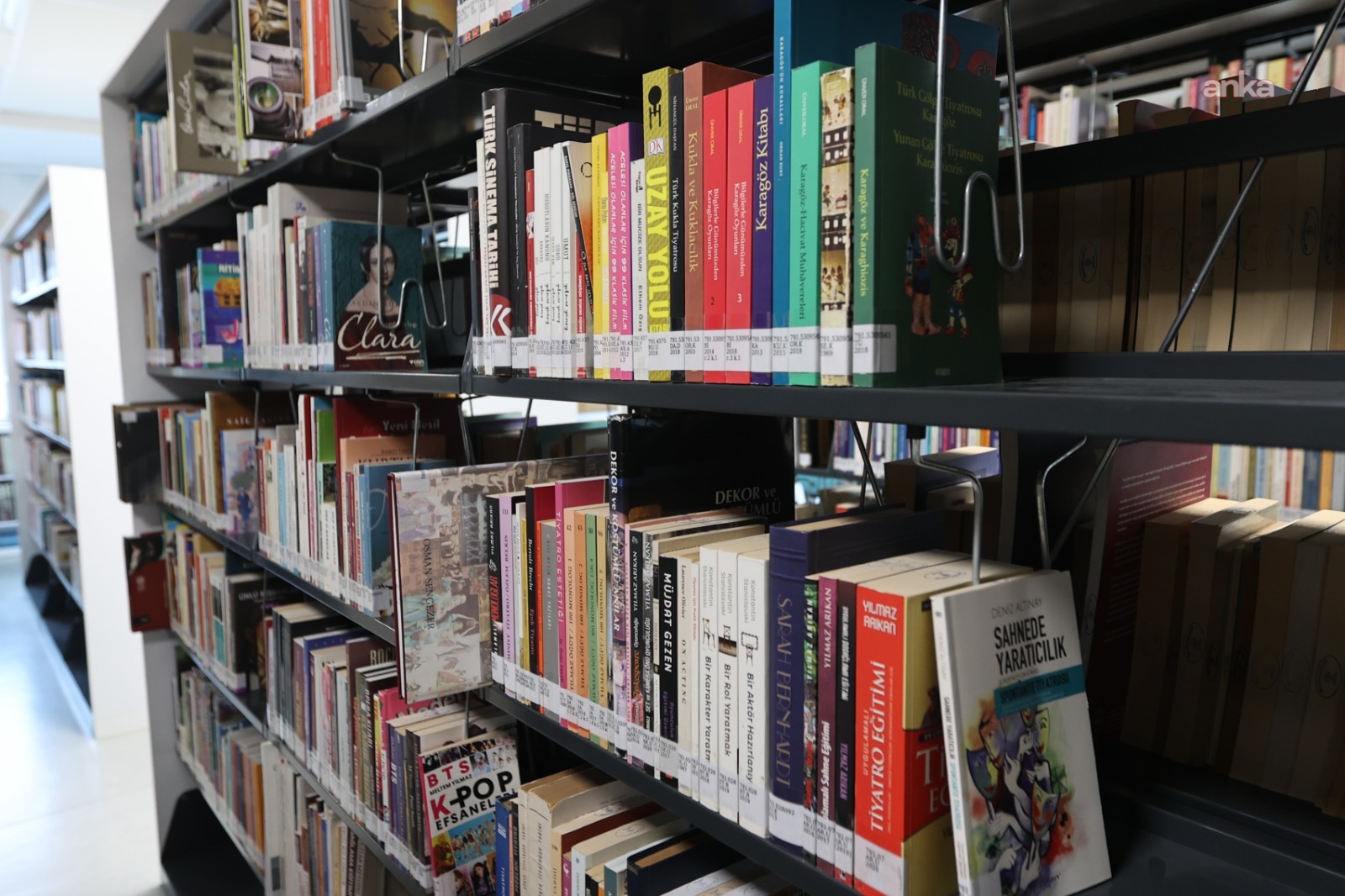 Muğla Büyükşehir Belediyesi, kitap bağışı kampanyası ile 5 bin 200 kitap topladı