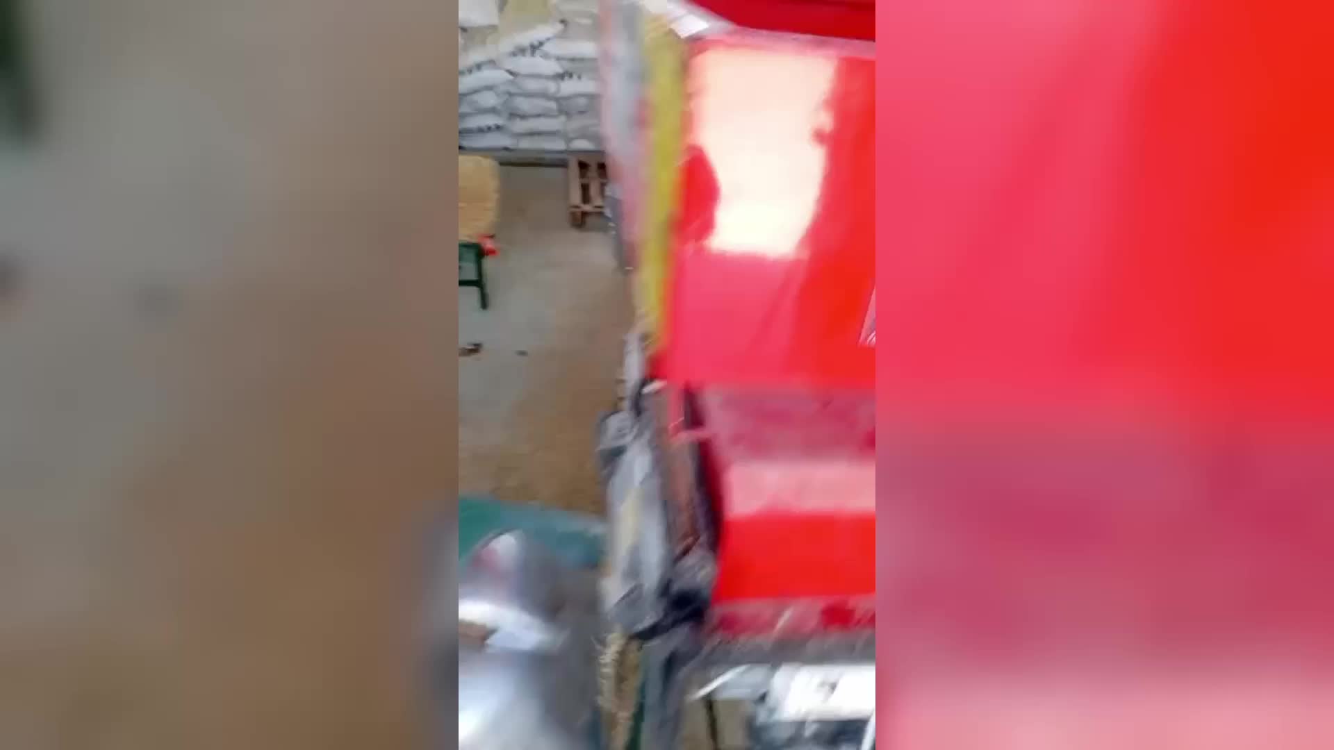 Eskişehir Büyükşehir Belediyesi'nden hayvan üreticilerine yemlik tahıl karışımı ve balya desteği