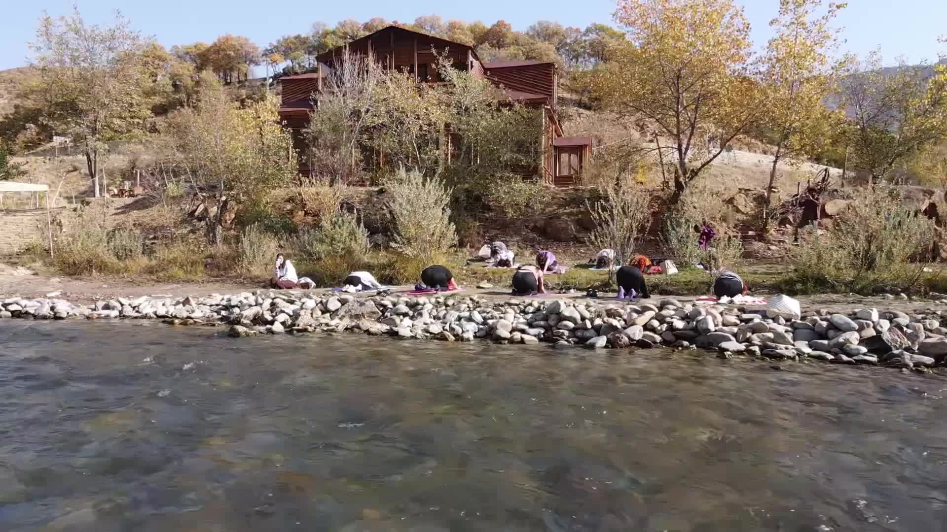 Munzur kıyısında içsel yolculuk: Kapalı alandaki meditasyonu doğaya taşıdılar
