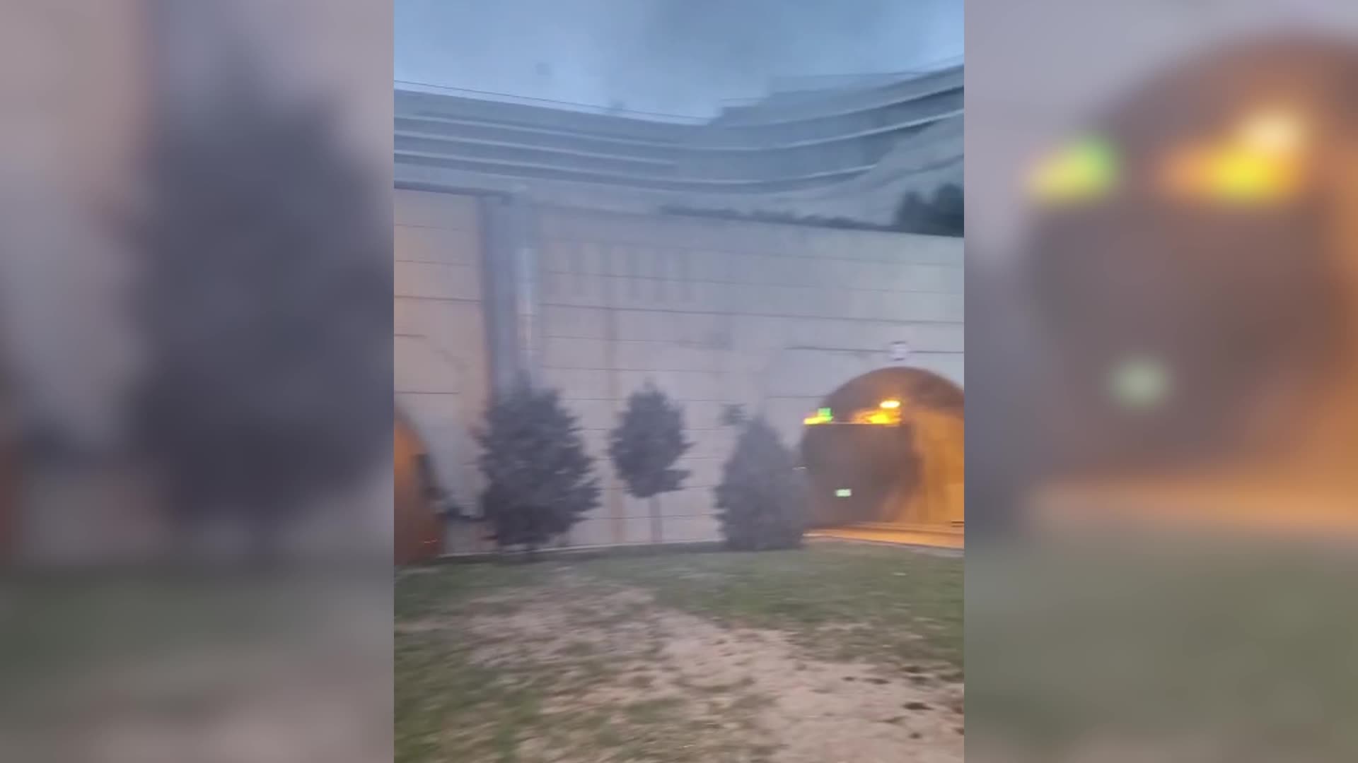 İzmir İtfaiyesi’nden Konak Tünelleri’ndeki araç yangınına hızlı müdahale