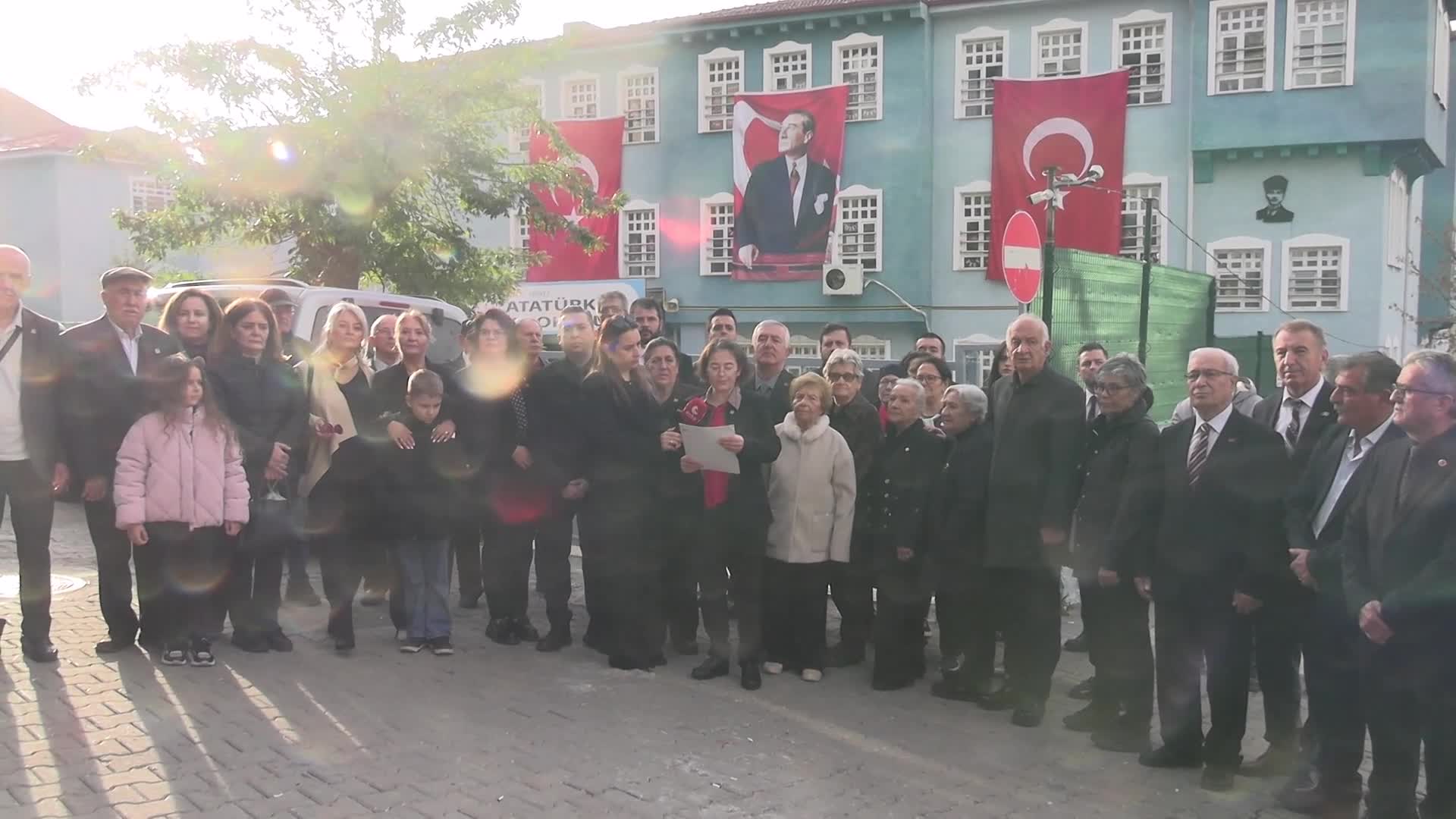 CHP Bilecik örgütünden Bakan Tekin'e tepki: "10 Kasım bir tatil günü değildir, Atatürk’ü anma günüdür"