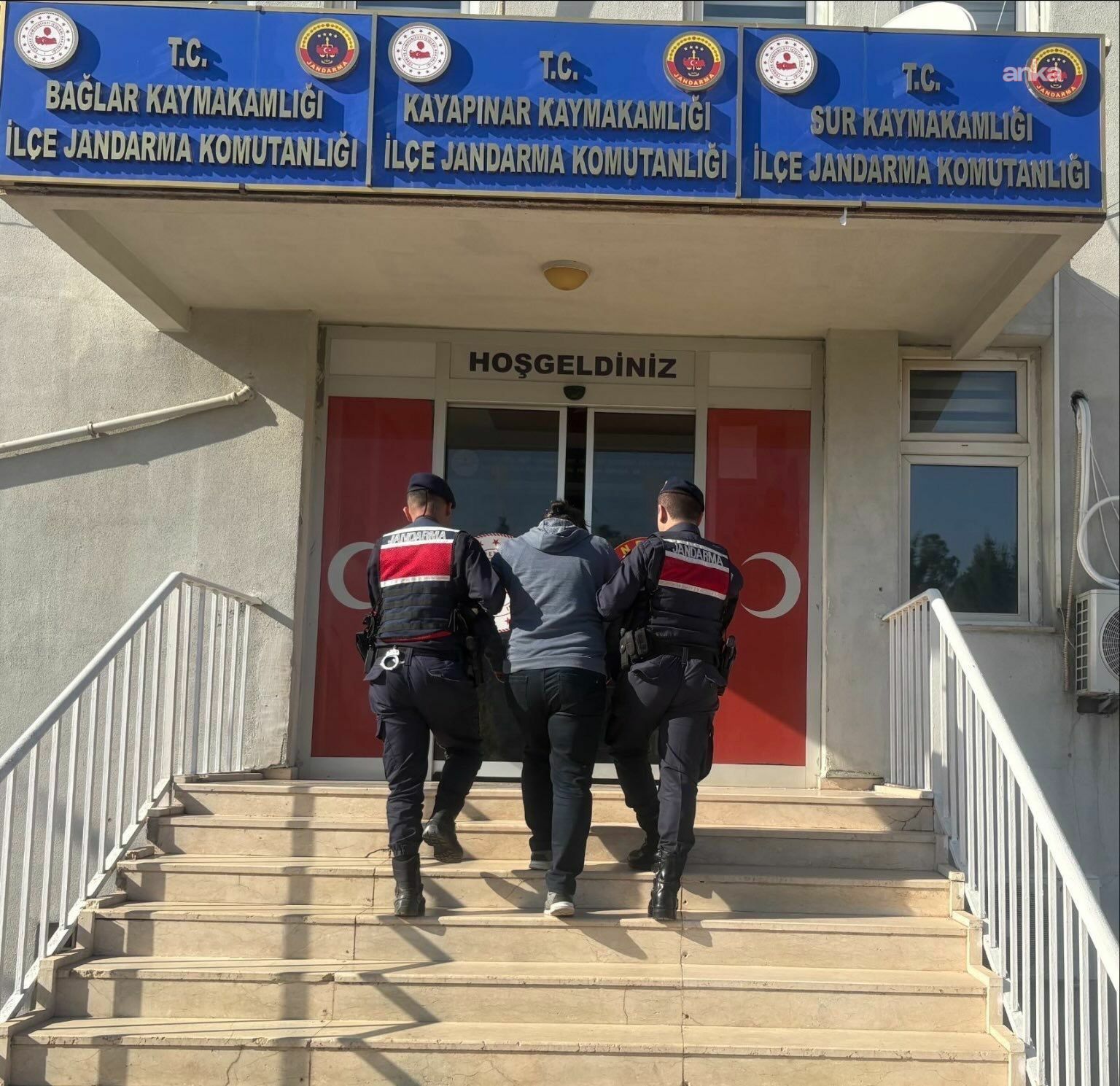 Diyarbakır’da, çeşitli suçlardan aranan 74 hükümlü yakalandı
