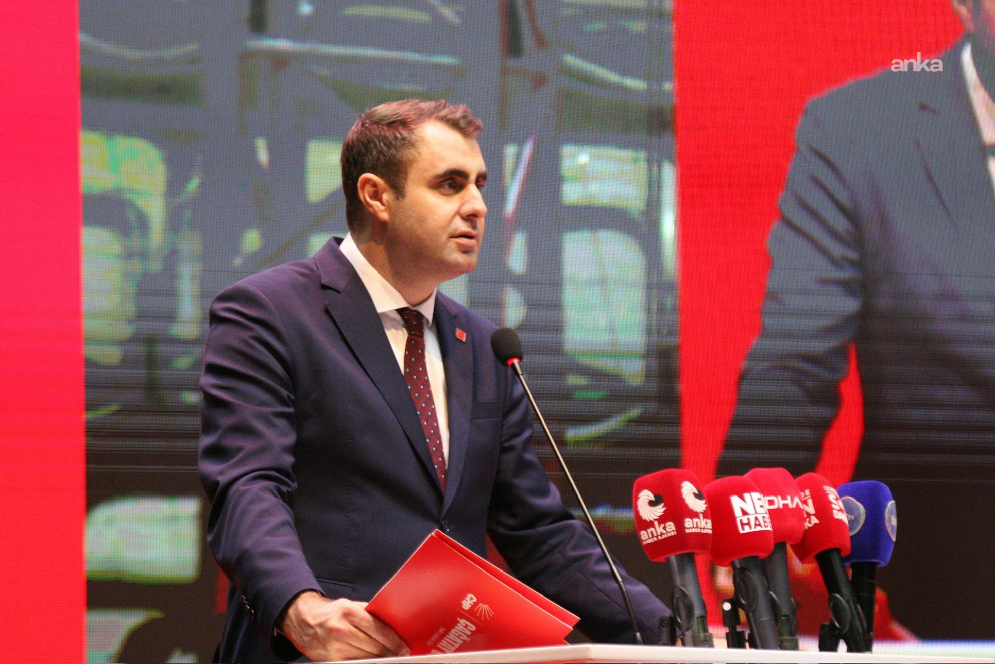 CHP İzmir İl Başkanı Güç’ten İYİ Parti İzmir Milletvekili Kırkpınar’ın eleştirilerine yanıt: "Sorunun kaynağı İzmir değil, merkezi hükümetin yerine getirmediği yatırımlar"