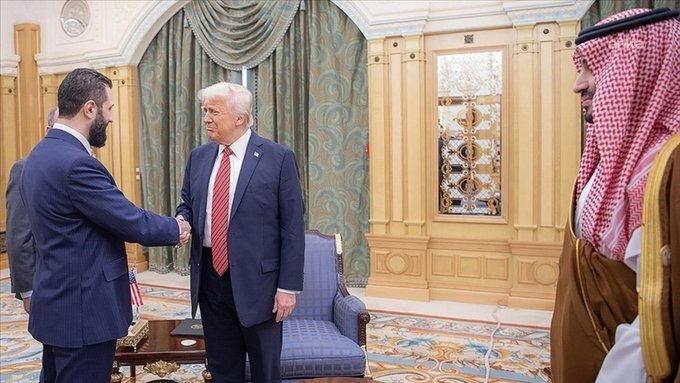 Trump ve Şara görüşmesi... ABD, Şam'a uyguladığı Sezar yaptırımlarını durdurdu