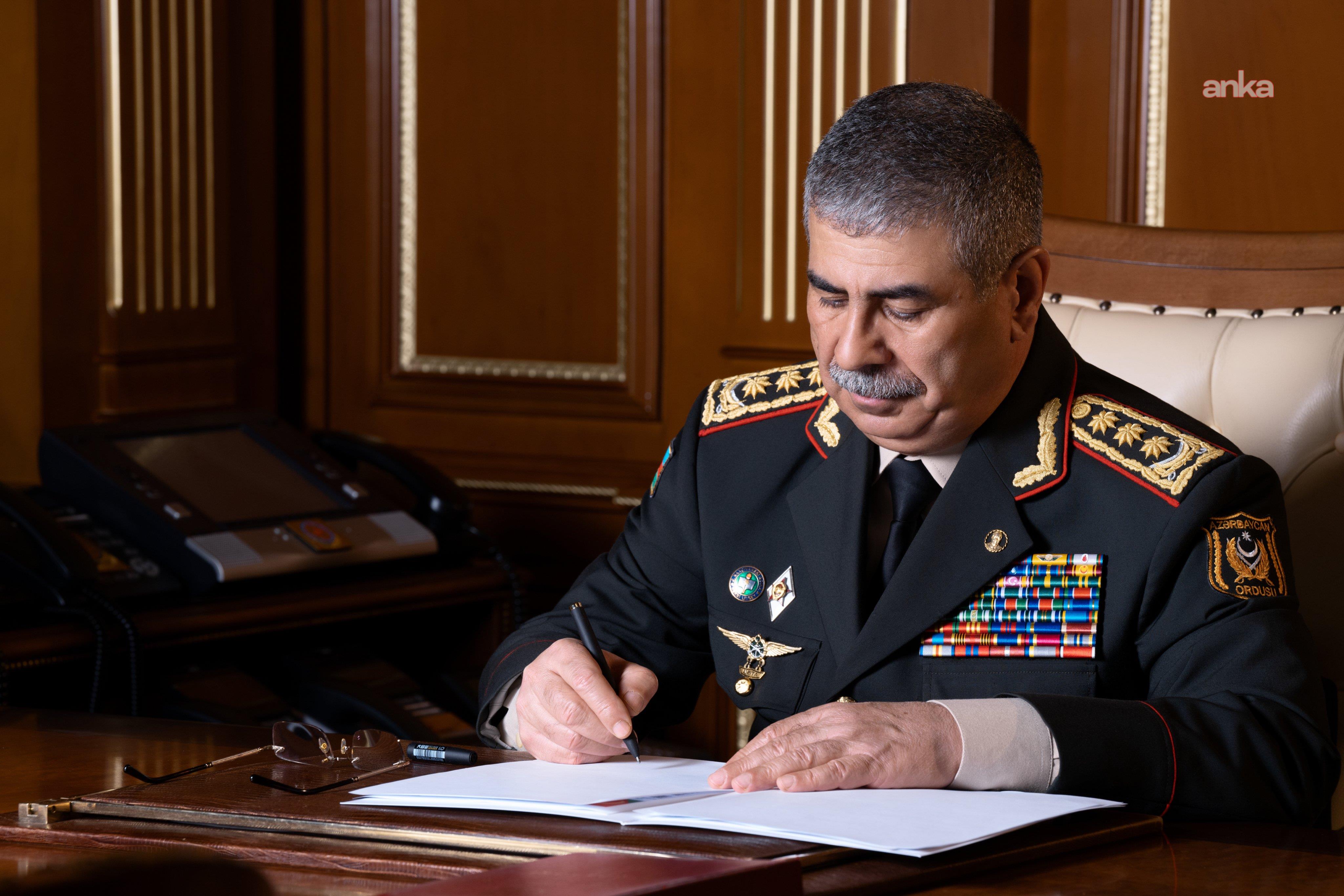 TSK'ya ait bir C130 kargo uçağı düştü... Azerbaycan Savunma Bakanı Hasanov'dan Bakan Güler'e taziye